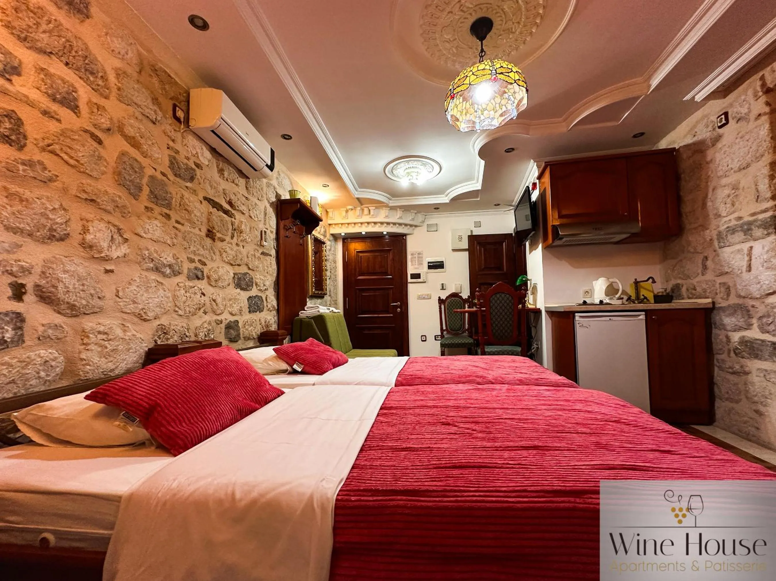 Bed in Apartments Wine House Old Town