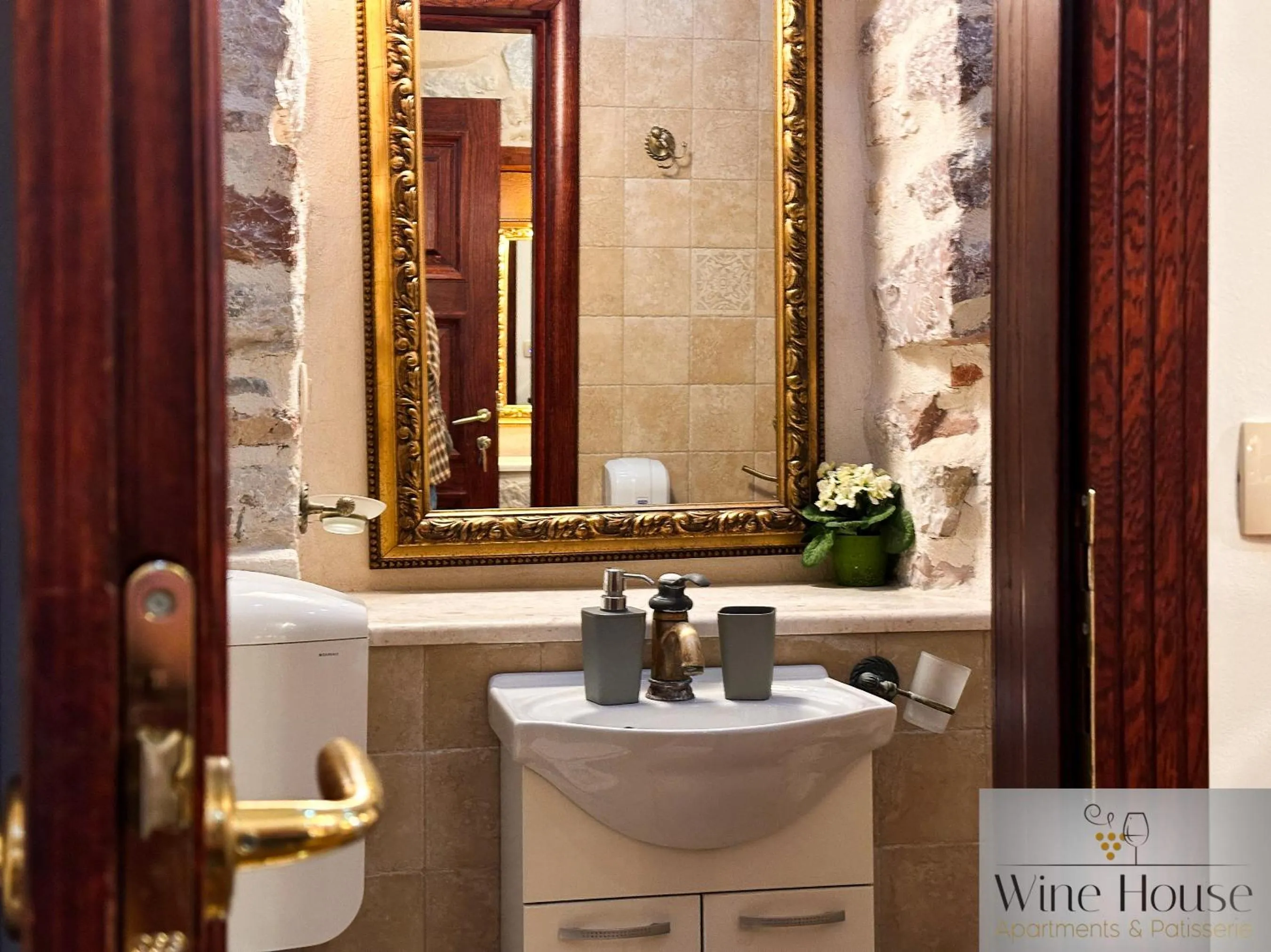 Apartments Wine House Old Town