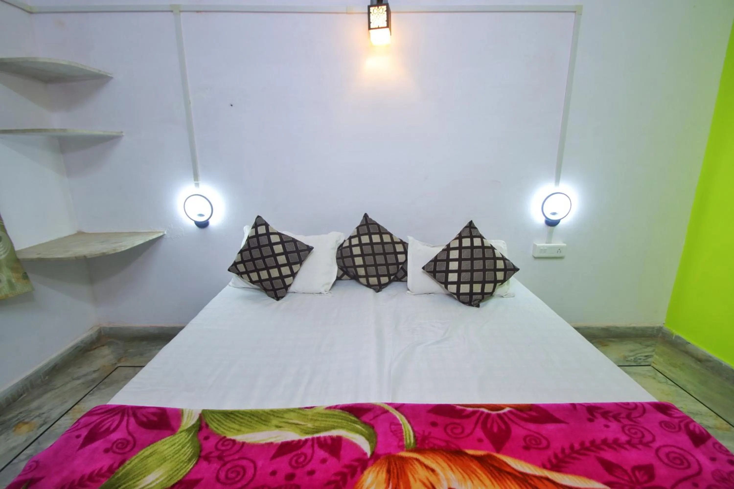 Bedroom, Bed in Trip In Hostel, Udaipur