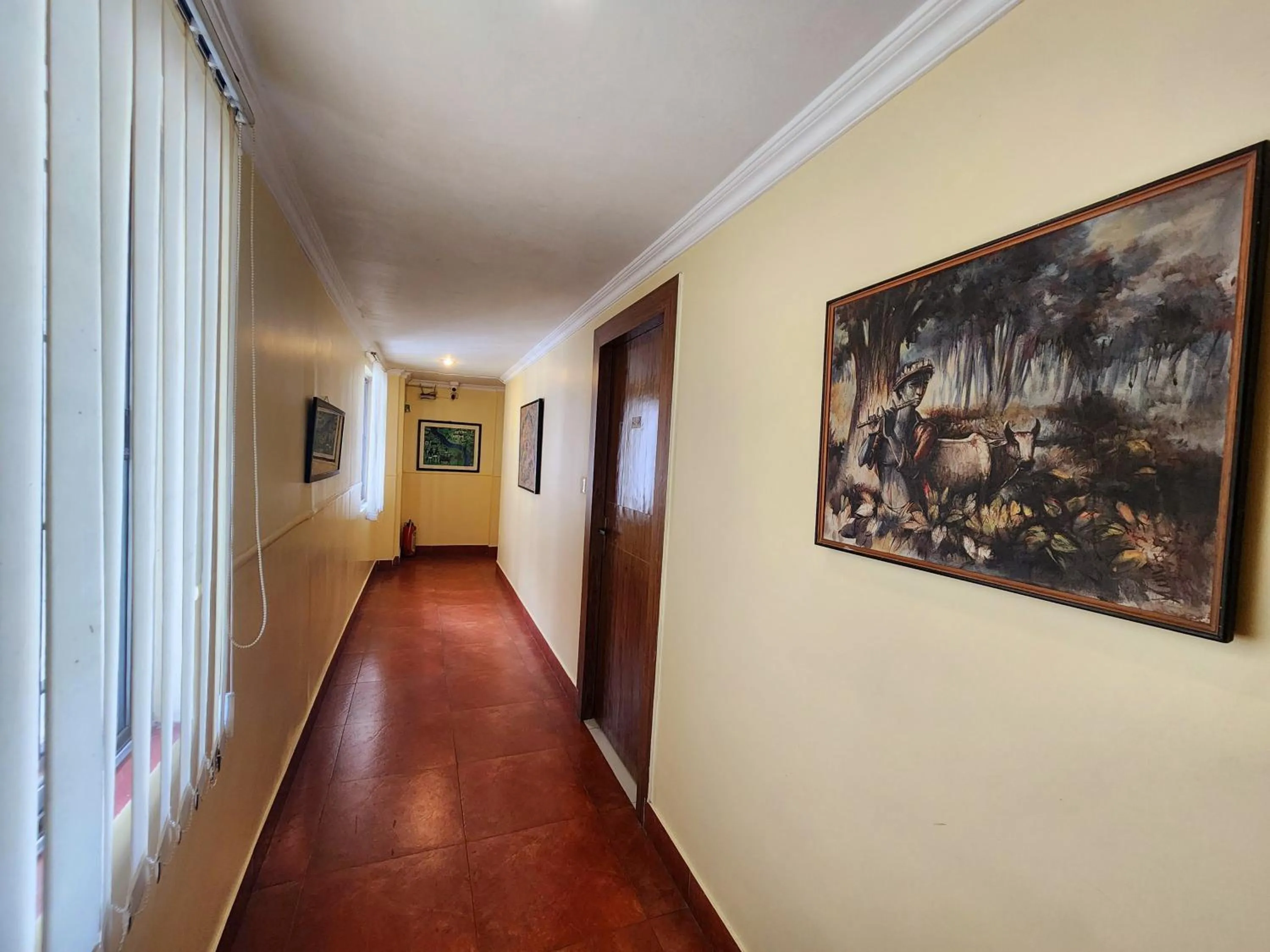 Decorative detail in Wise Owl Comfotel