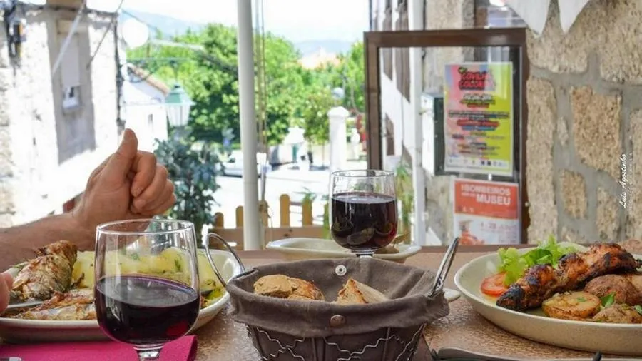 Food and drinks in Abrigo da Estrela