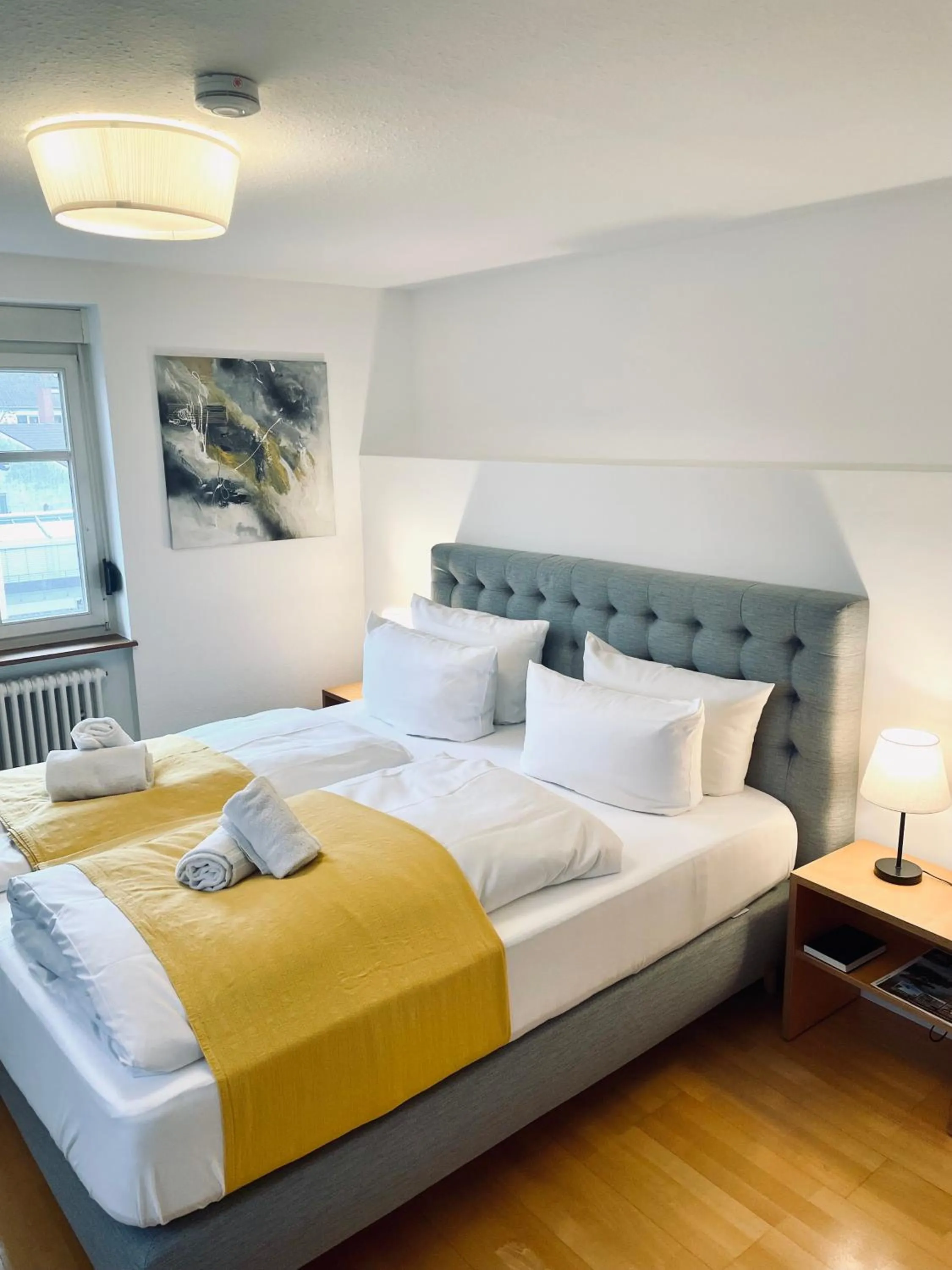 Bed in Hotel & Restaurant Grüner Baum Merzhausen