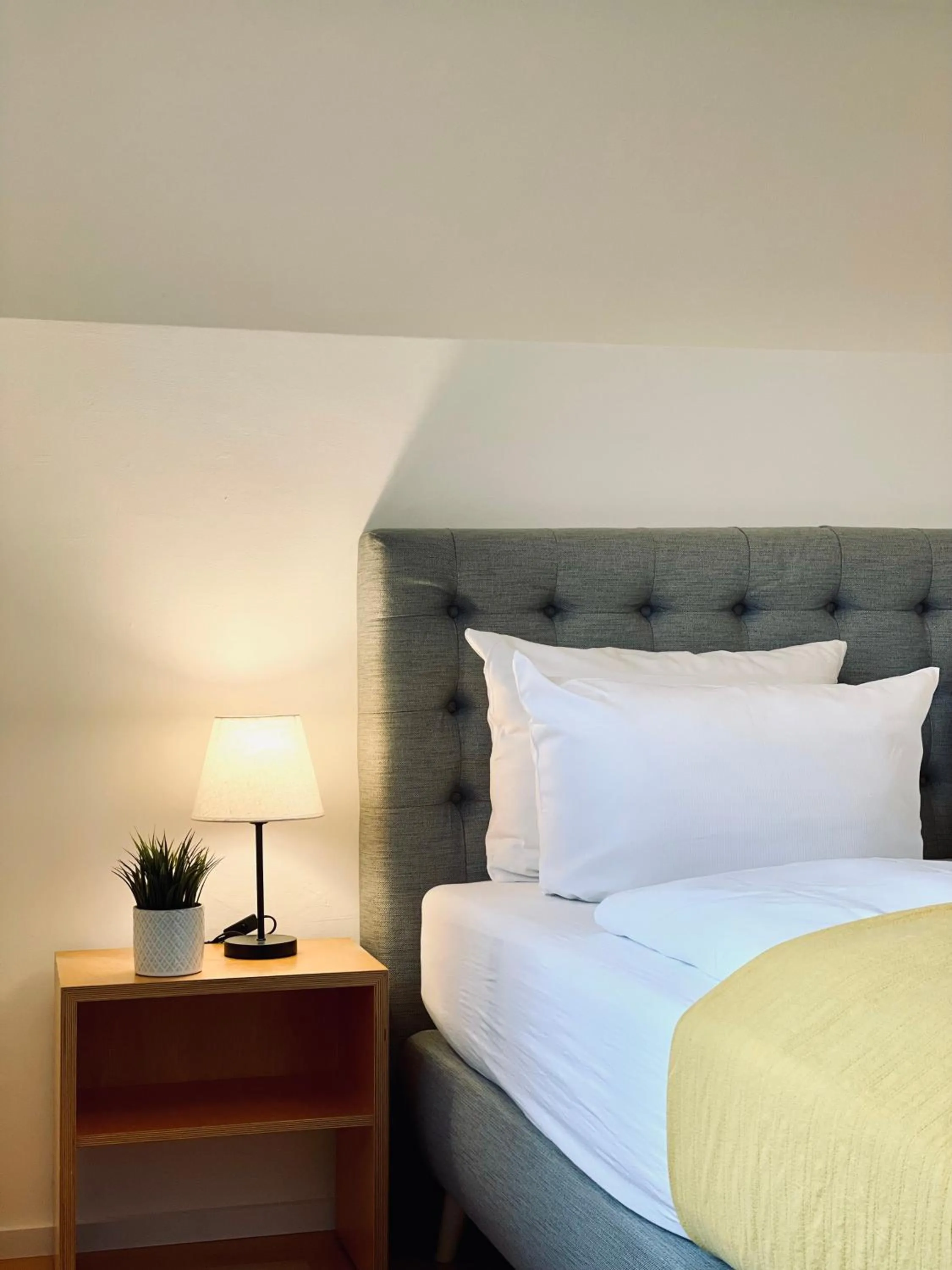 Bed in Hotel & Restaurant Grüner Baum Merzhausen