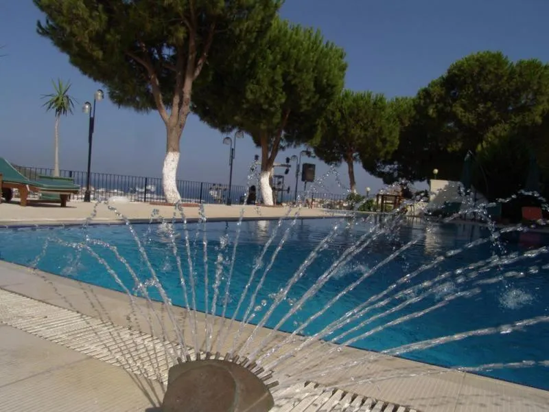 Swimming pool in My Solmaz Hotel