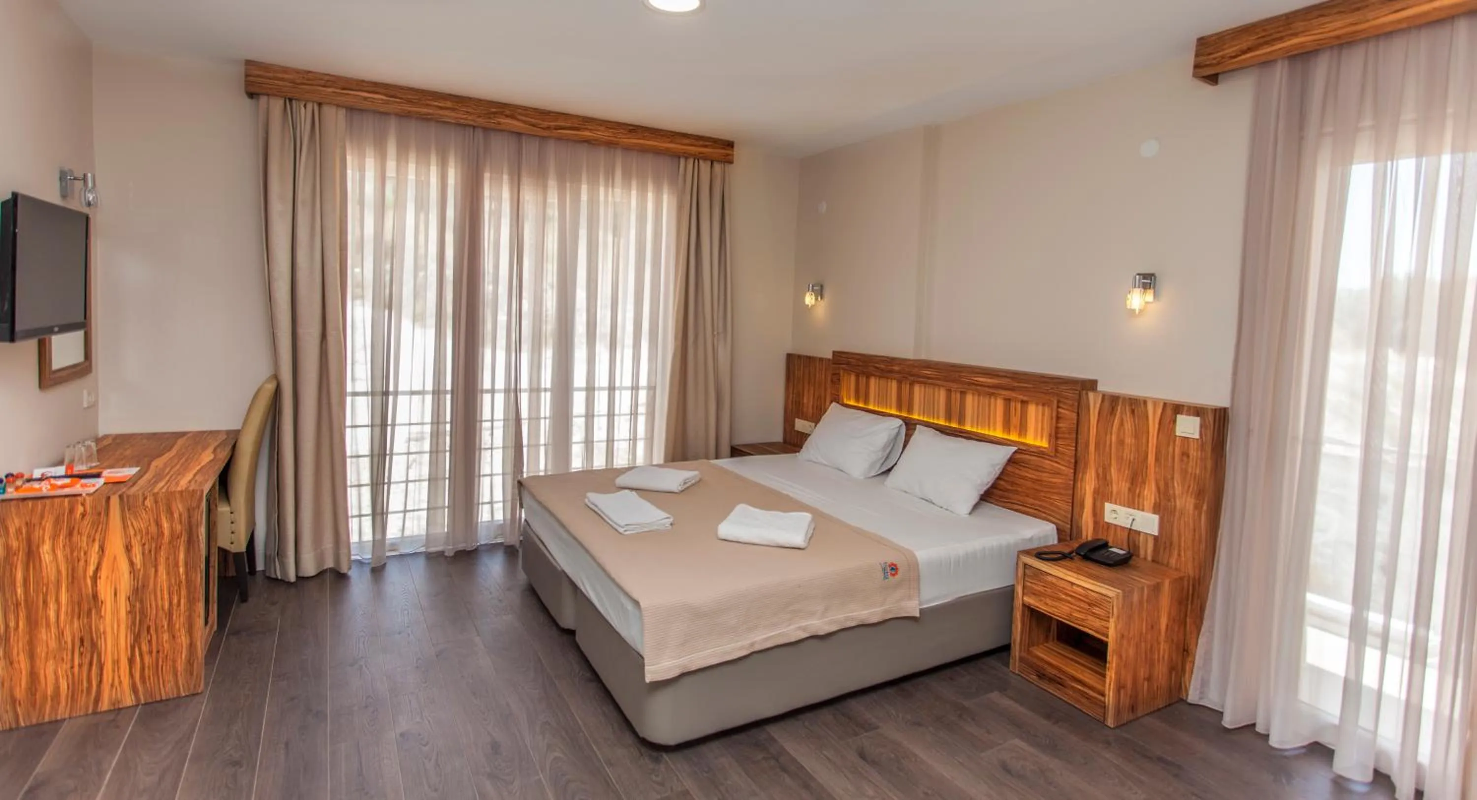 TV and multimedia, Bed in My Solmaz Hotel