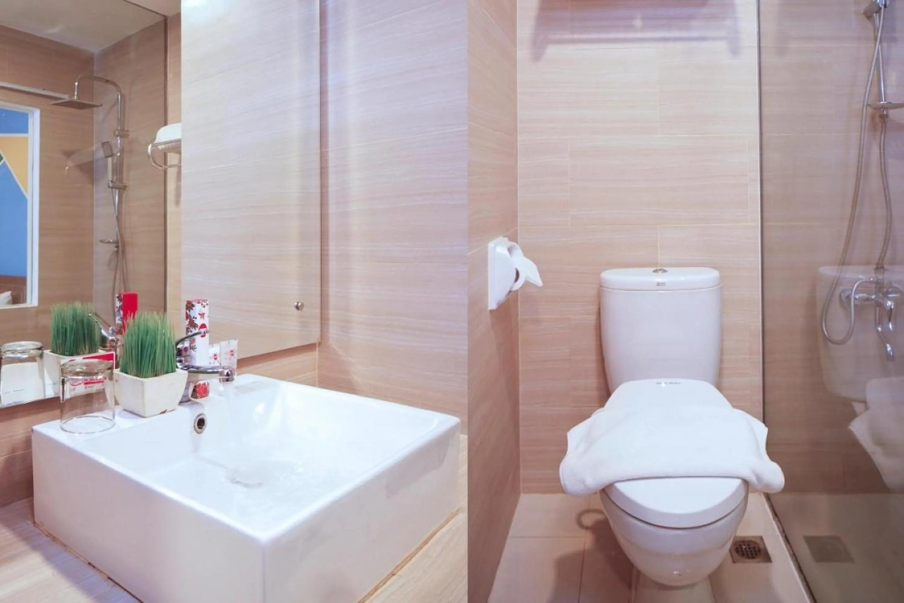 Bathroom in Collection O 166 Hotel Princess