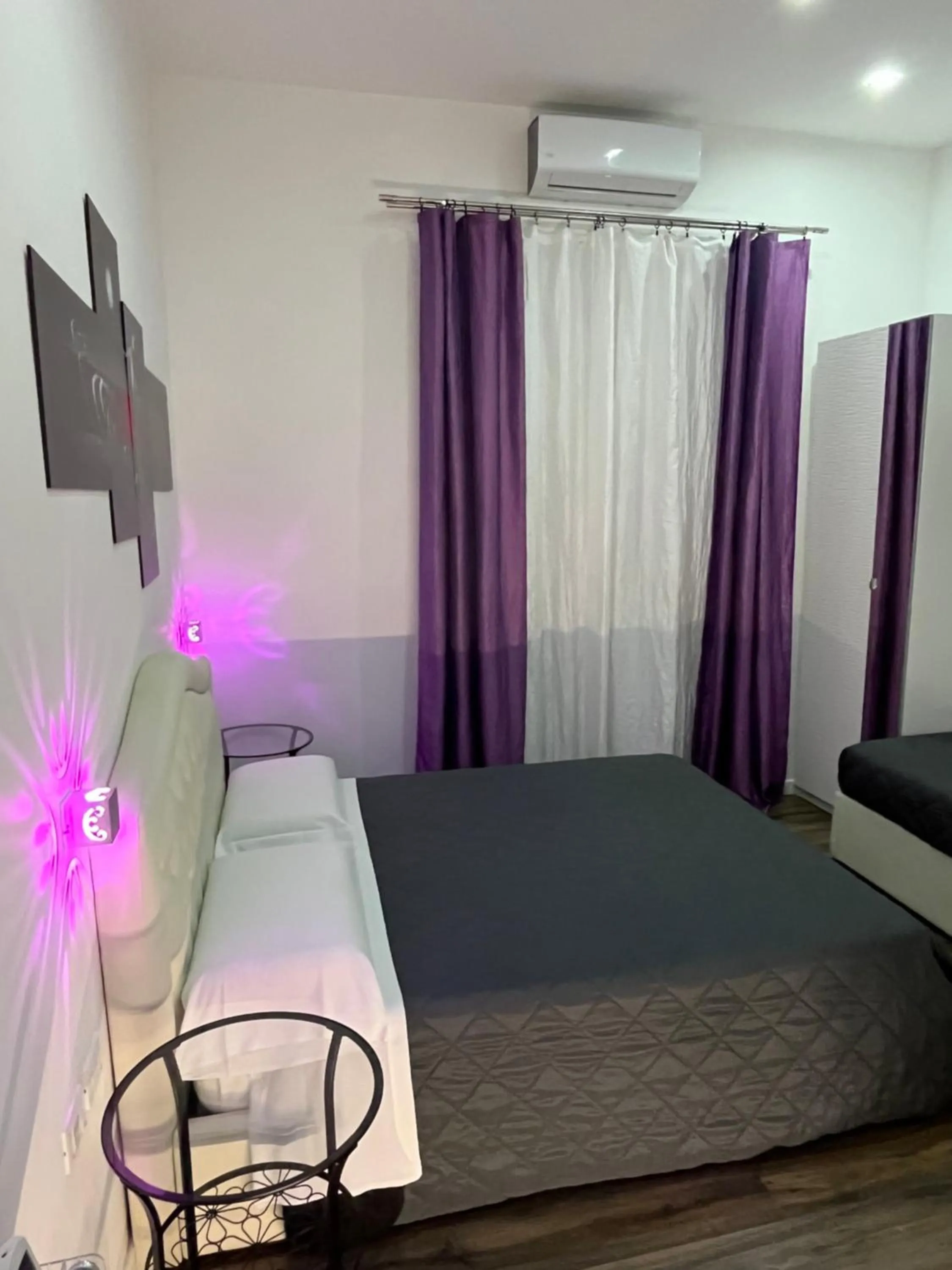 Bed in Domus Flavia B&B