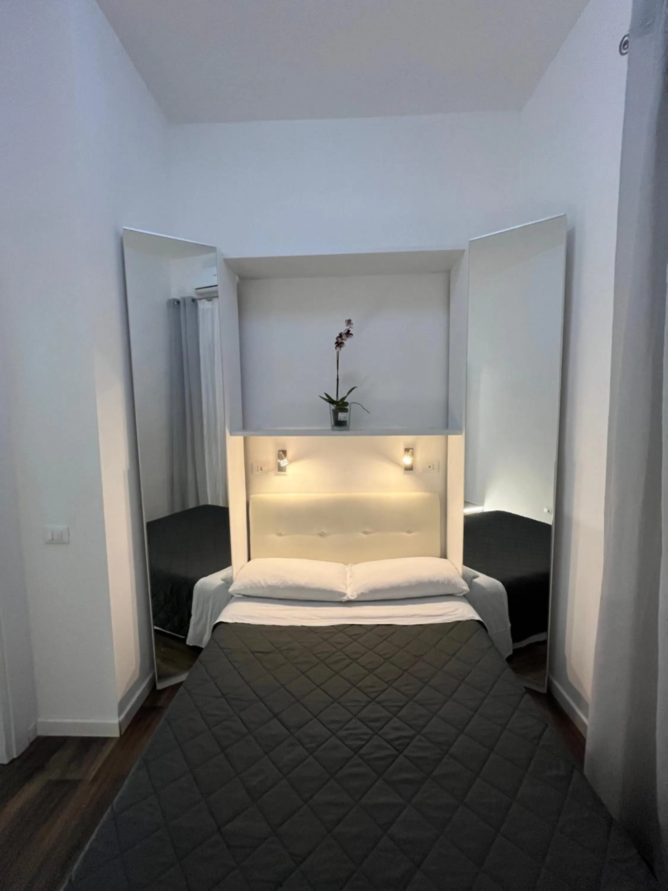 Bed in Domus Flavia B&B