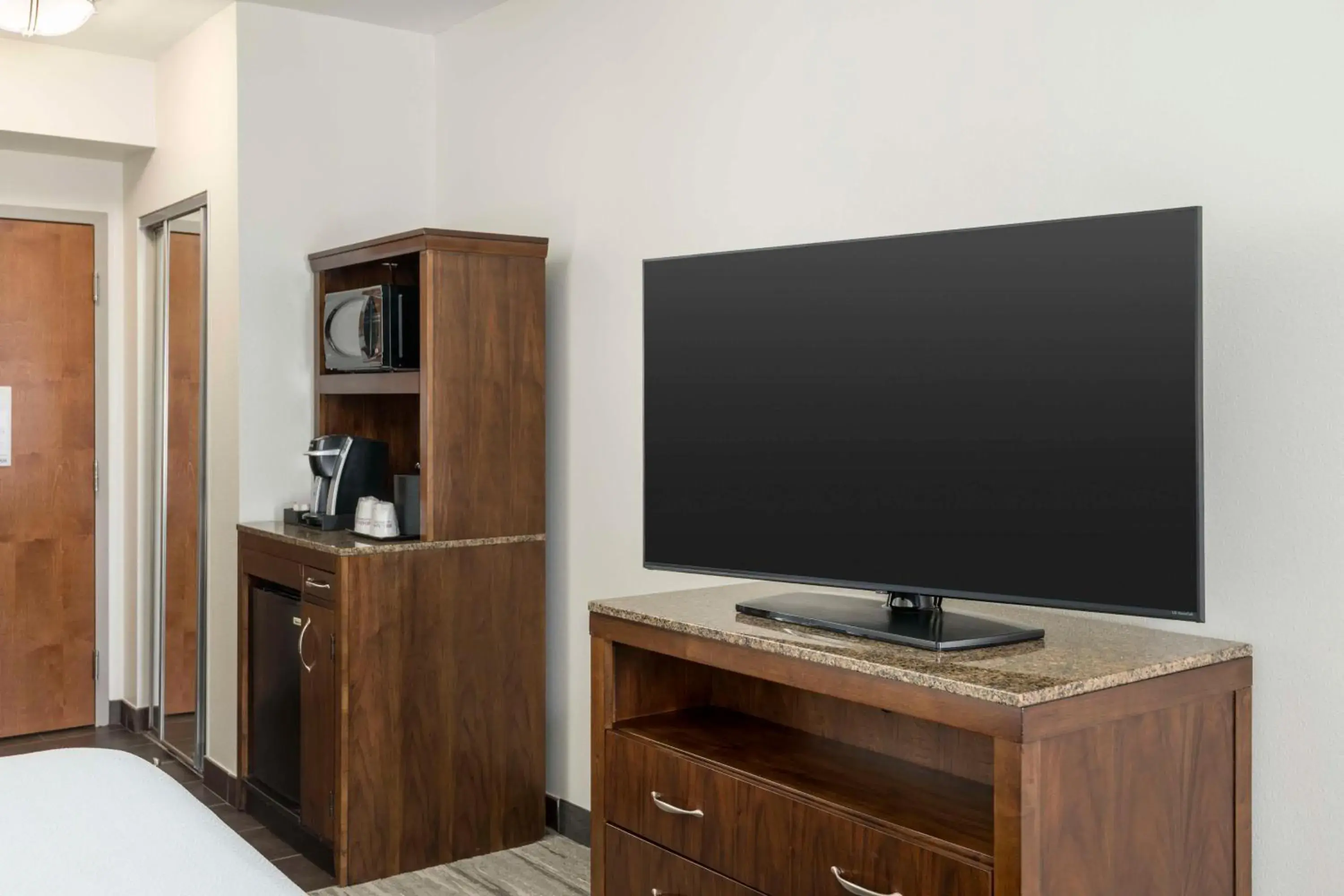 Photo of the whole room in Hilton Garden Inn Boca Raton Photo of the whole room in Hilton Garden Inn Boca Raton