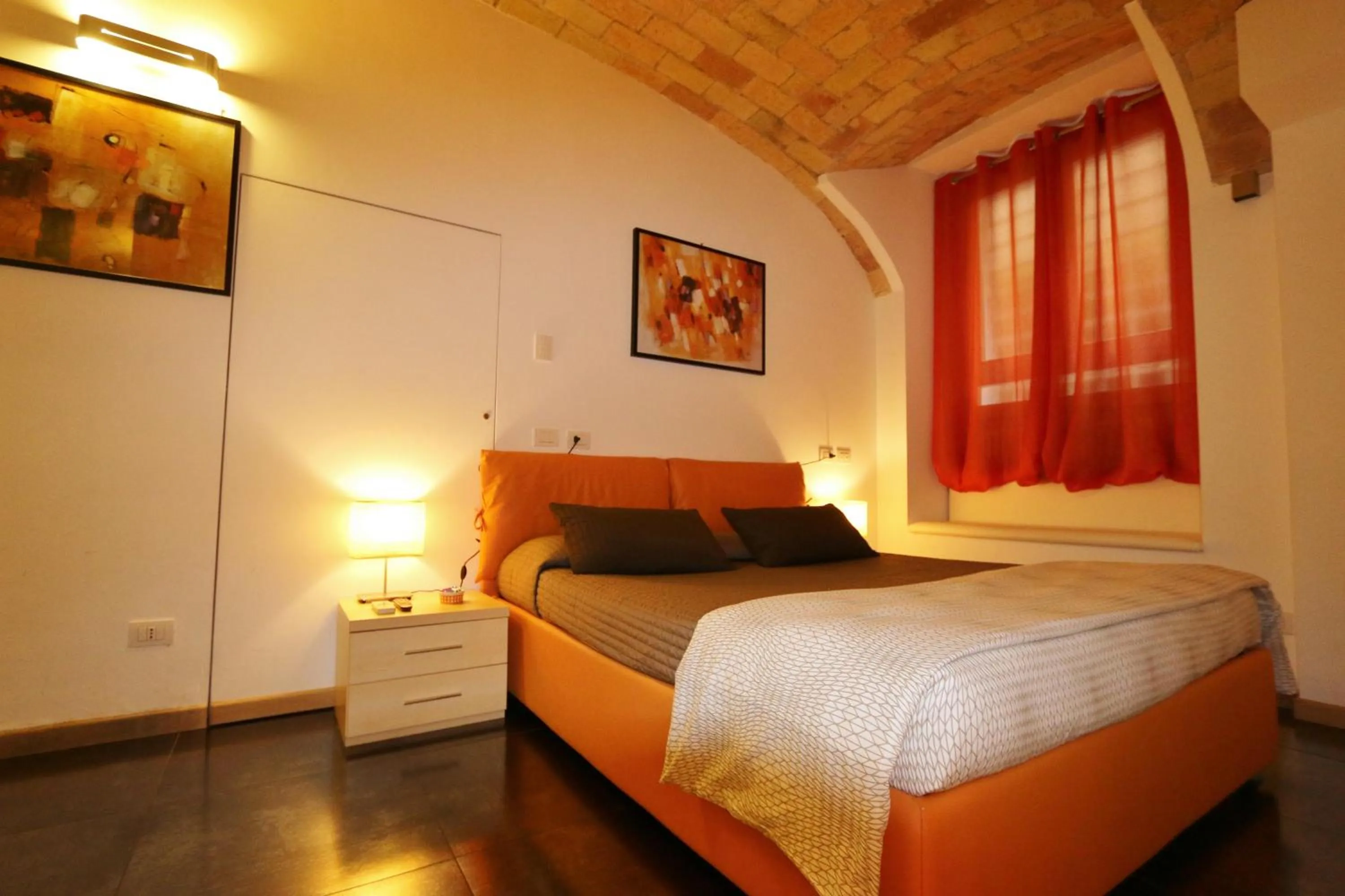 Photo of the whole room, Bed in Residenza Adriana