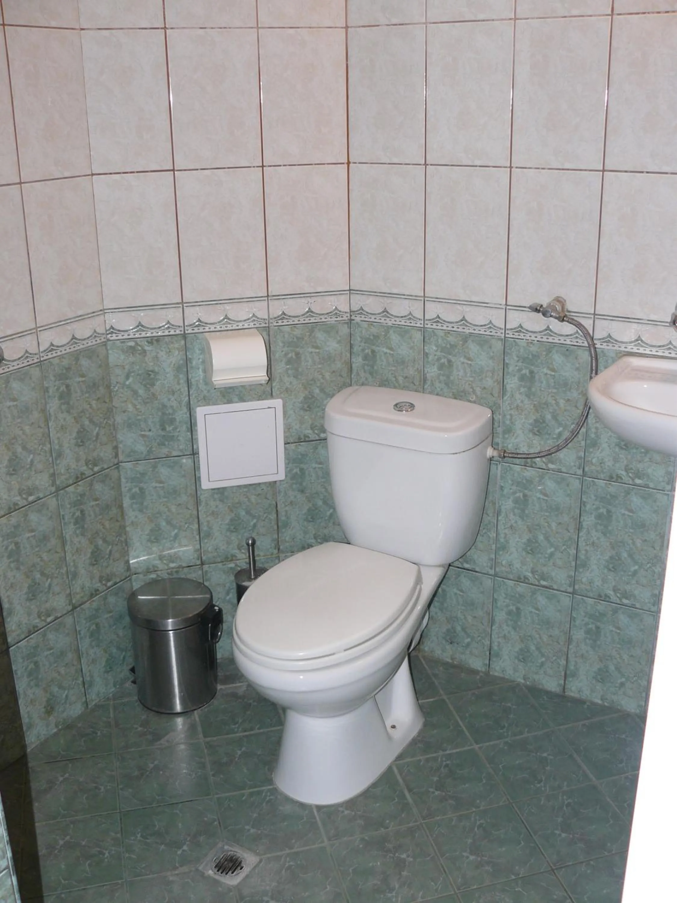 Toilet in Morska Zvezda Guest House