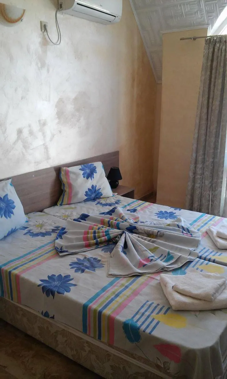 Bed in Morska Zvezda Guest House