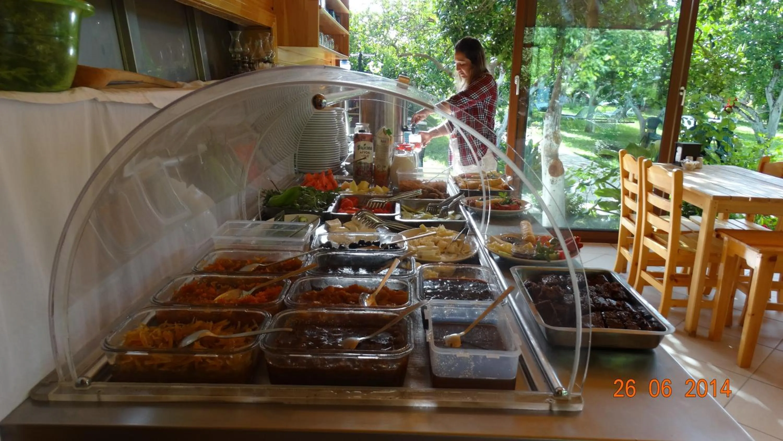 Restaurant/places to eat in Mercan Bungalow