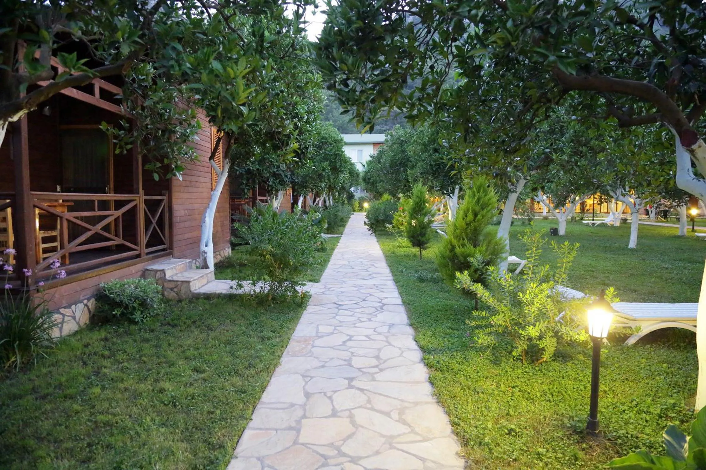 Garden in Mercan Bungalow