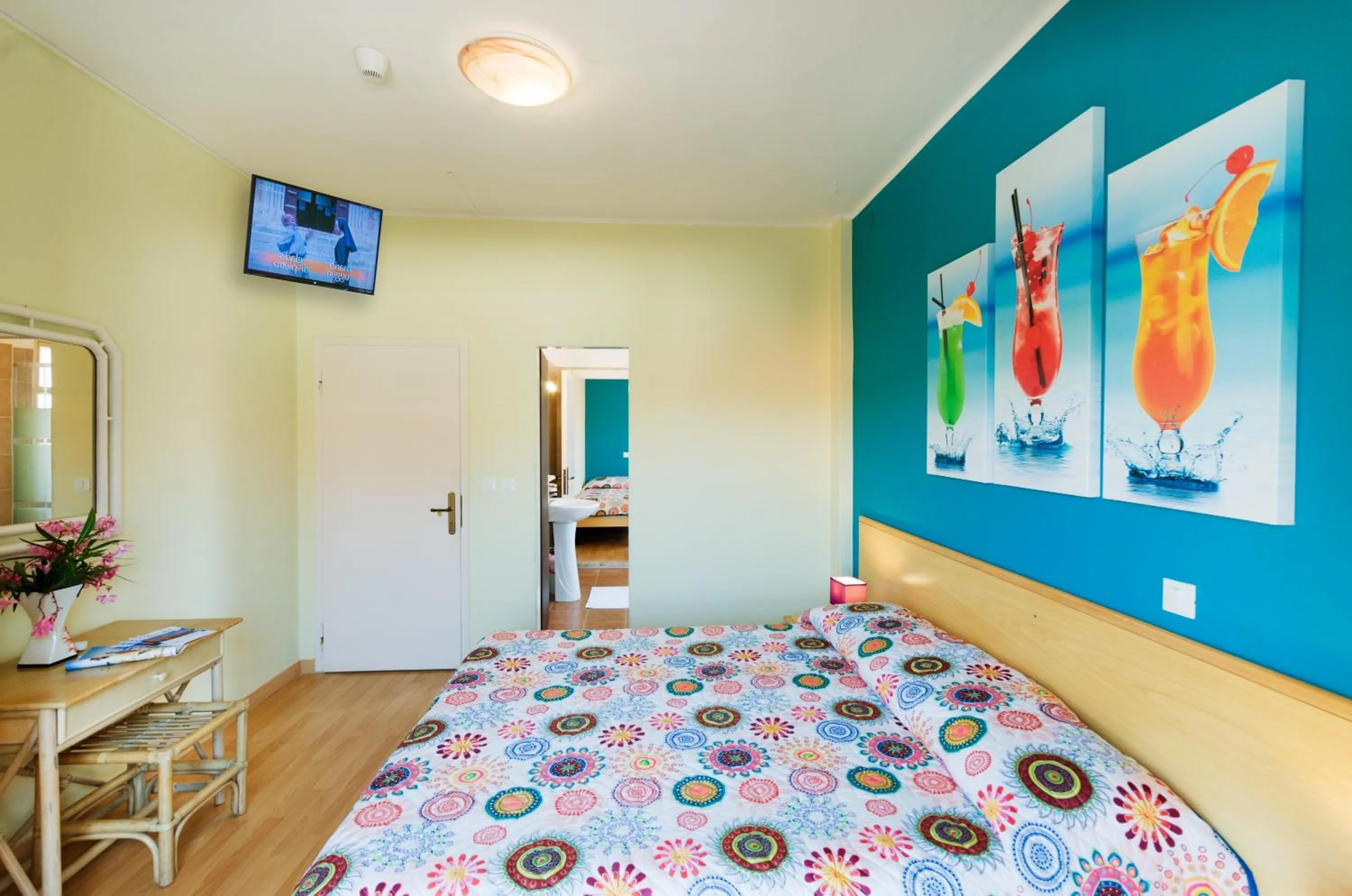 Photo of the whole room, Bed in Hotel Romantik & Depandance