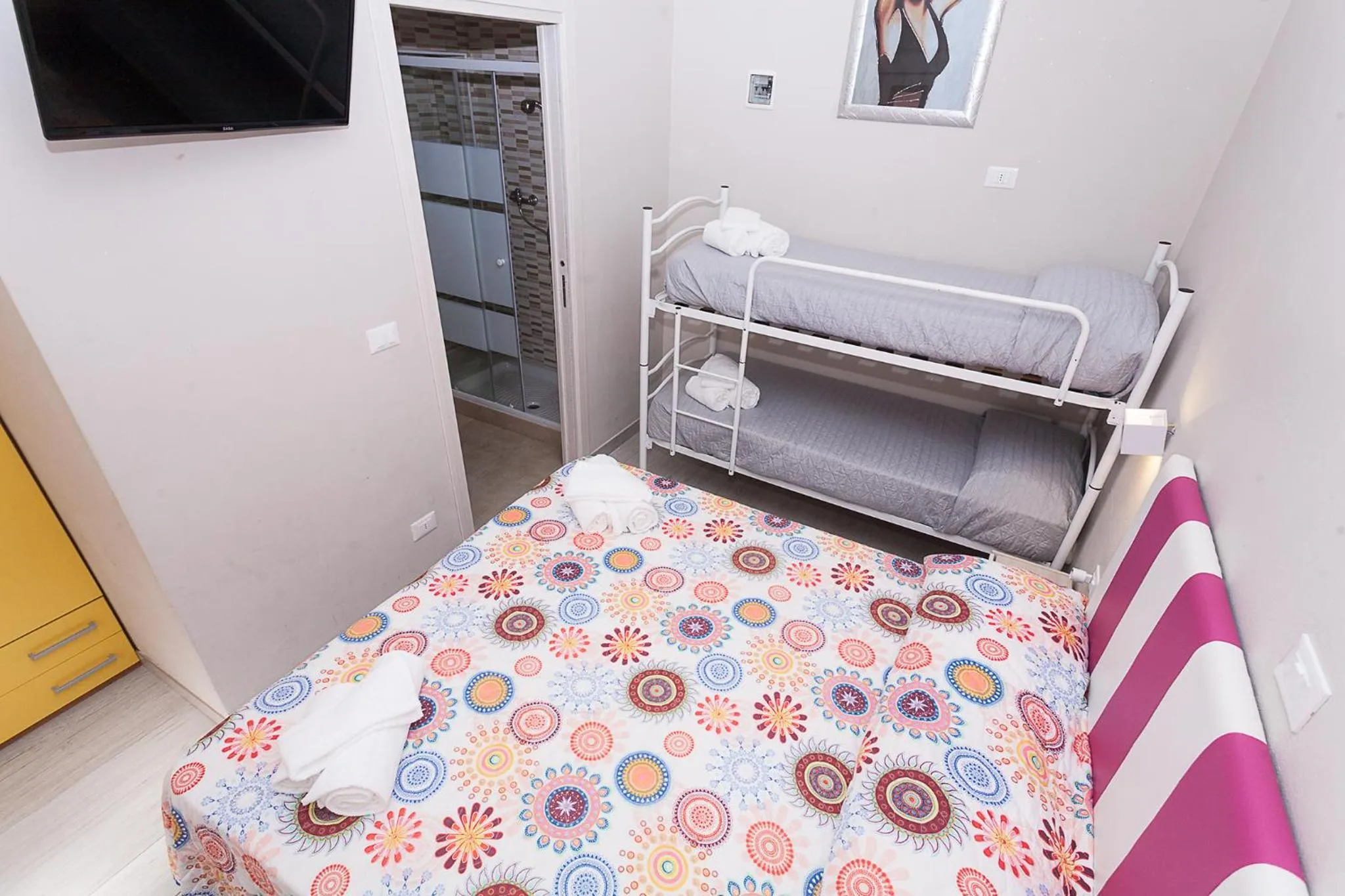 Bed in Hotel Romantik & Depandance