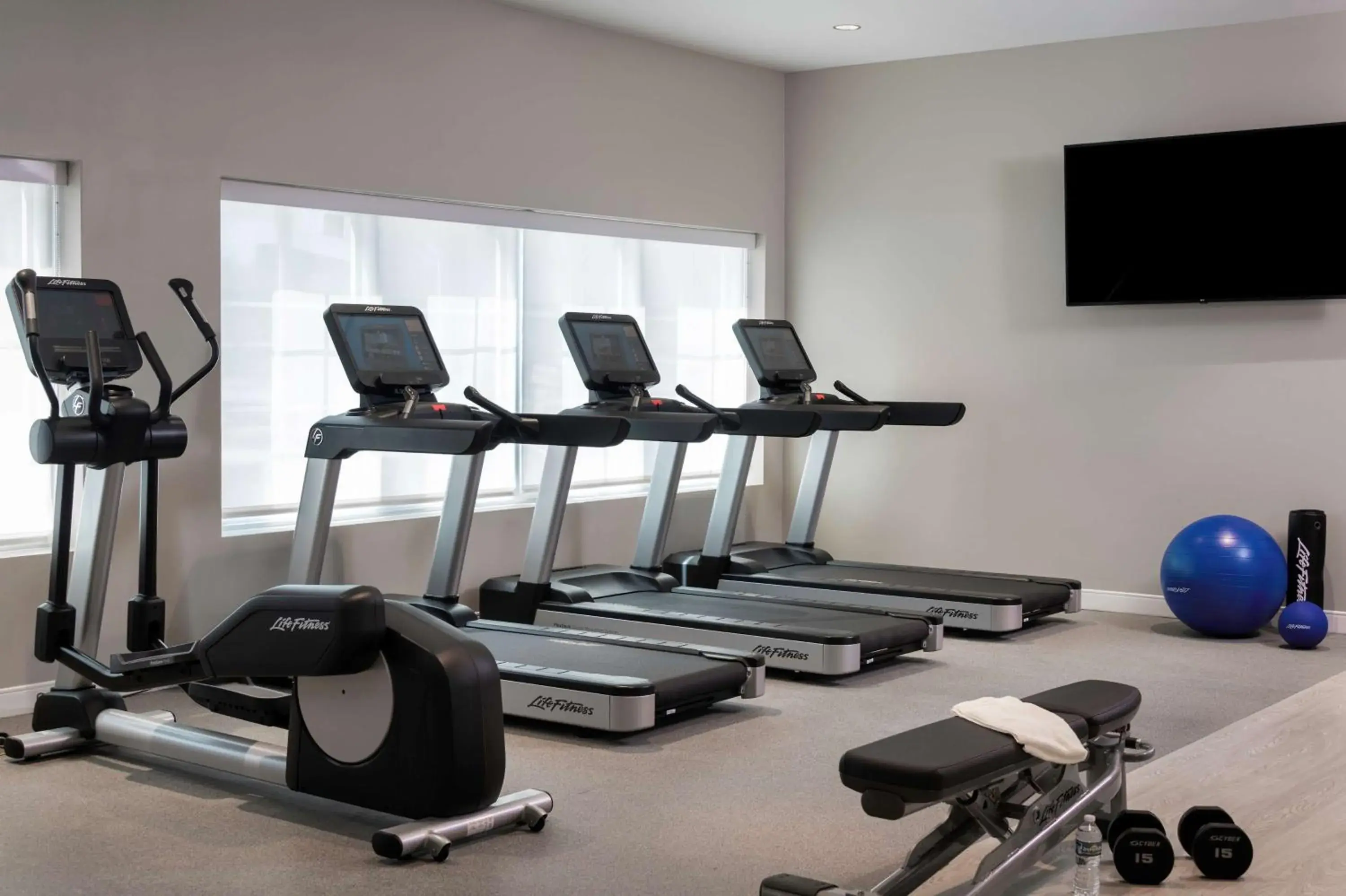 Fitness centre/facilities in DoubleTree Suites by Hilton Naples Fitness centre/facilities in DoubleTree Suites by Hilton Naples