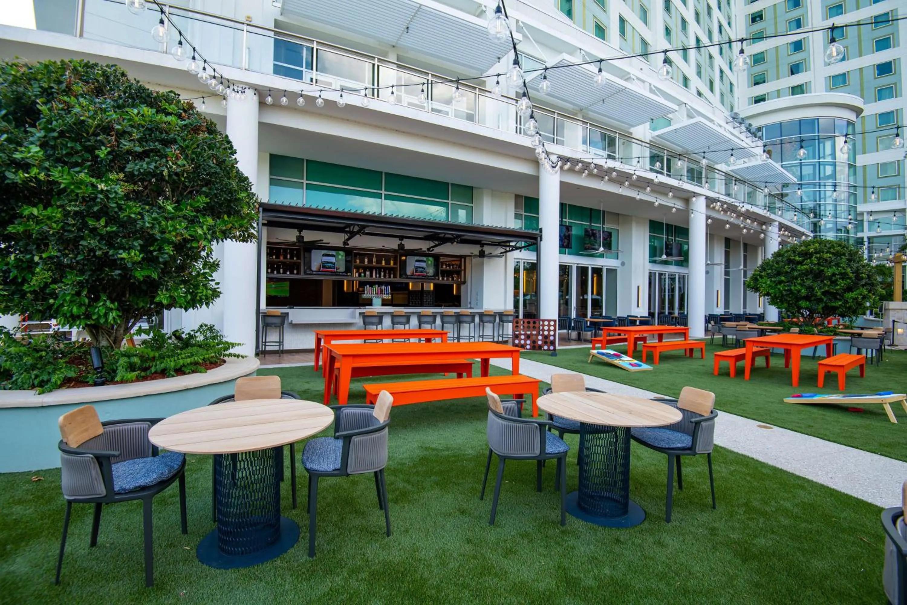 Restaurant/places to eat in Hilton Orlando