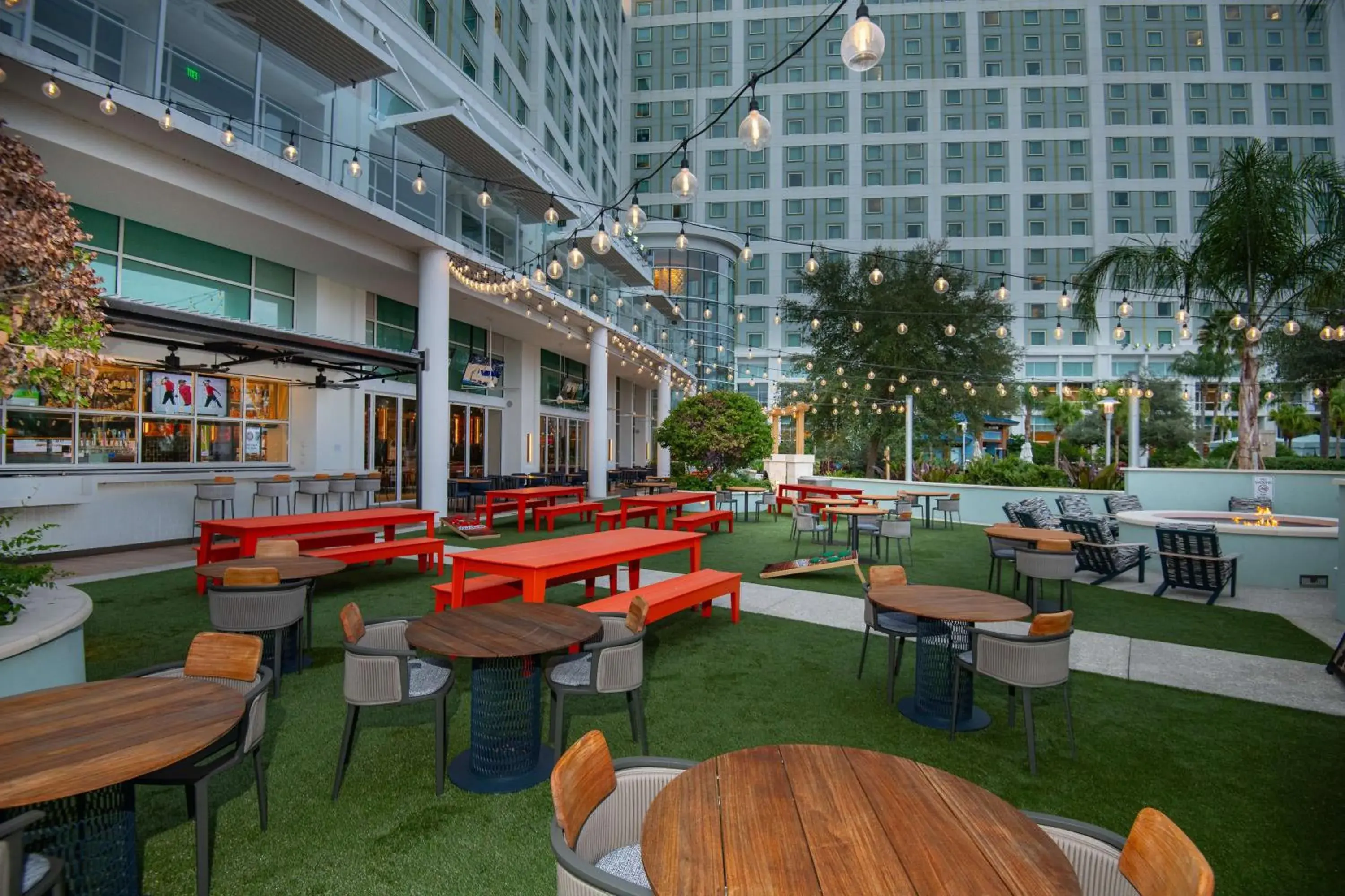 Restaurant/places to eat in Hilton Orlando Restaurant/places to eat in Hilton Orlando