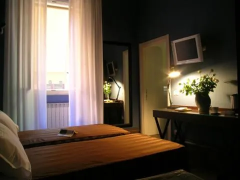 Photo of the whole room, Bed in Relais Palazzo Taverna