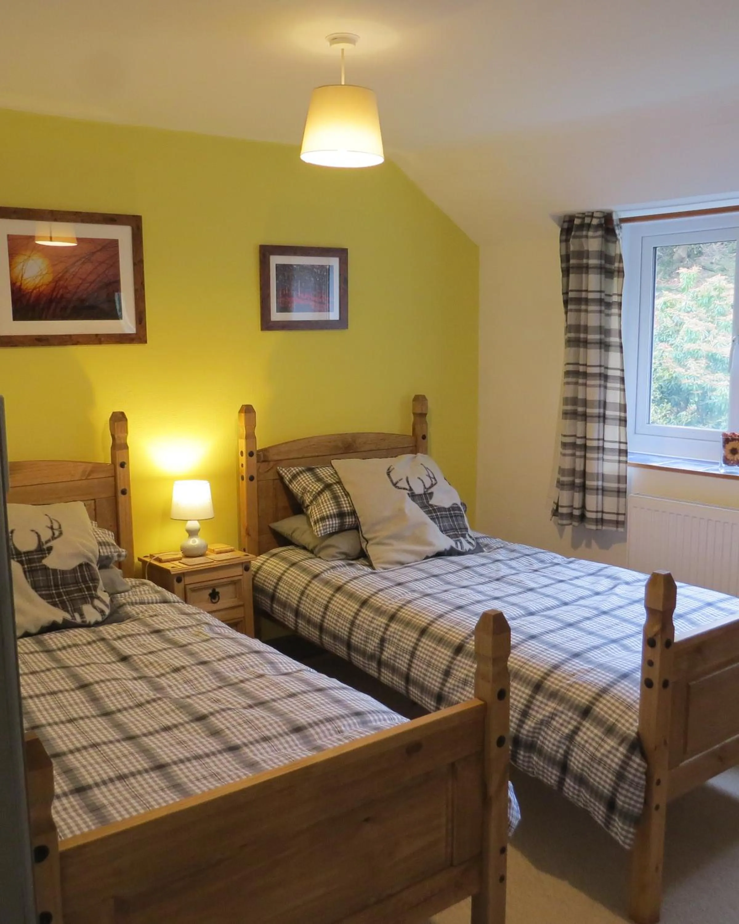 Bedroom, Bed in Yr Hen Farcdy