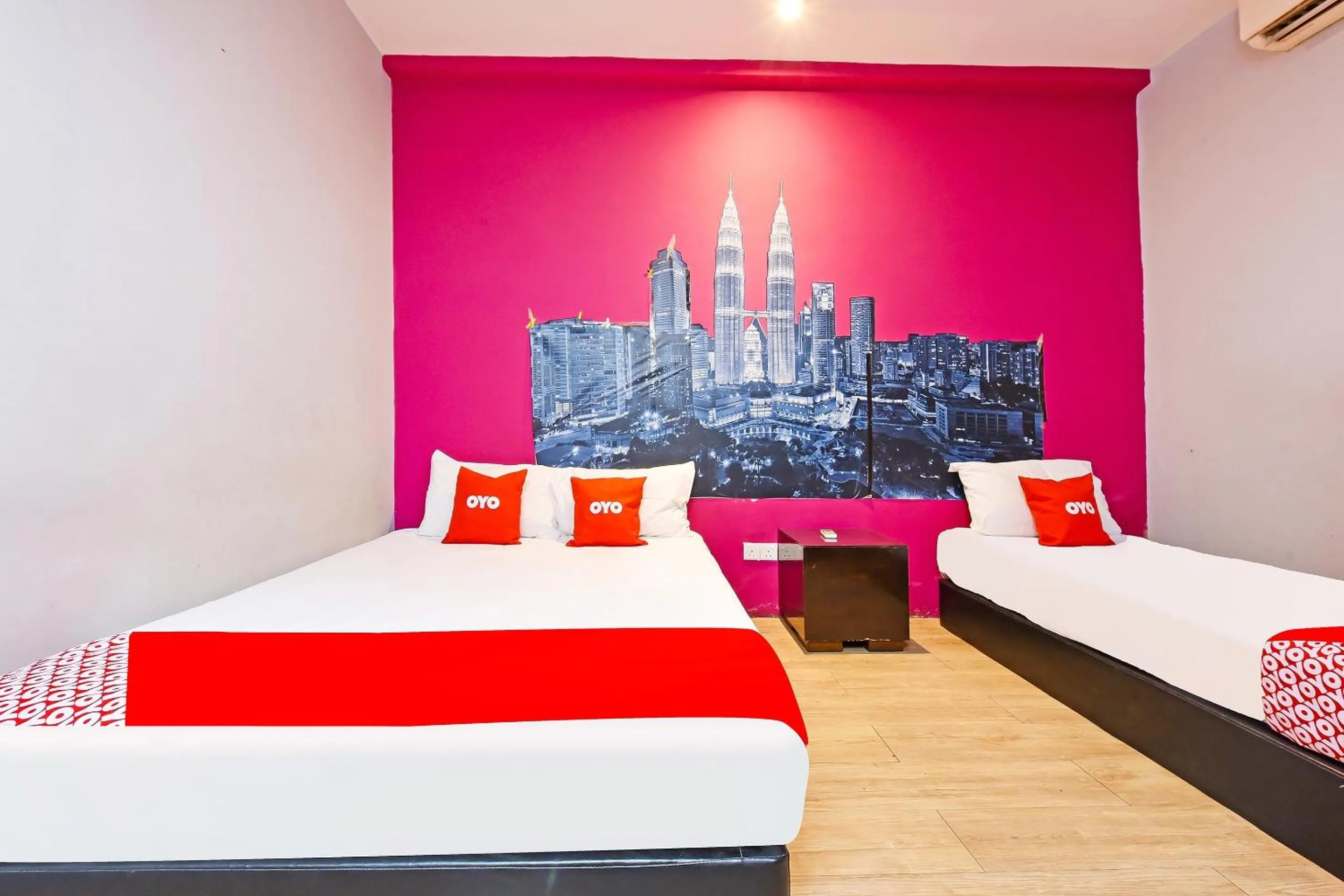 Bedroom, Bed in Hotel O Elwarda Klcity