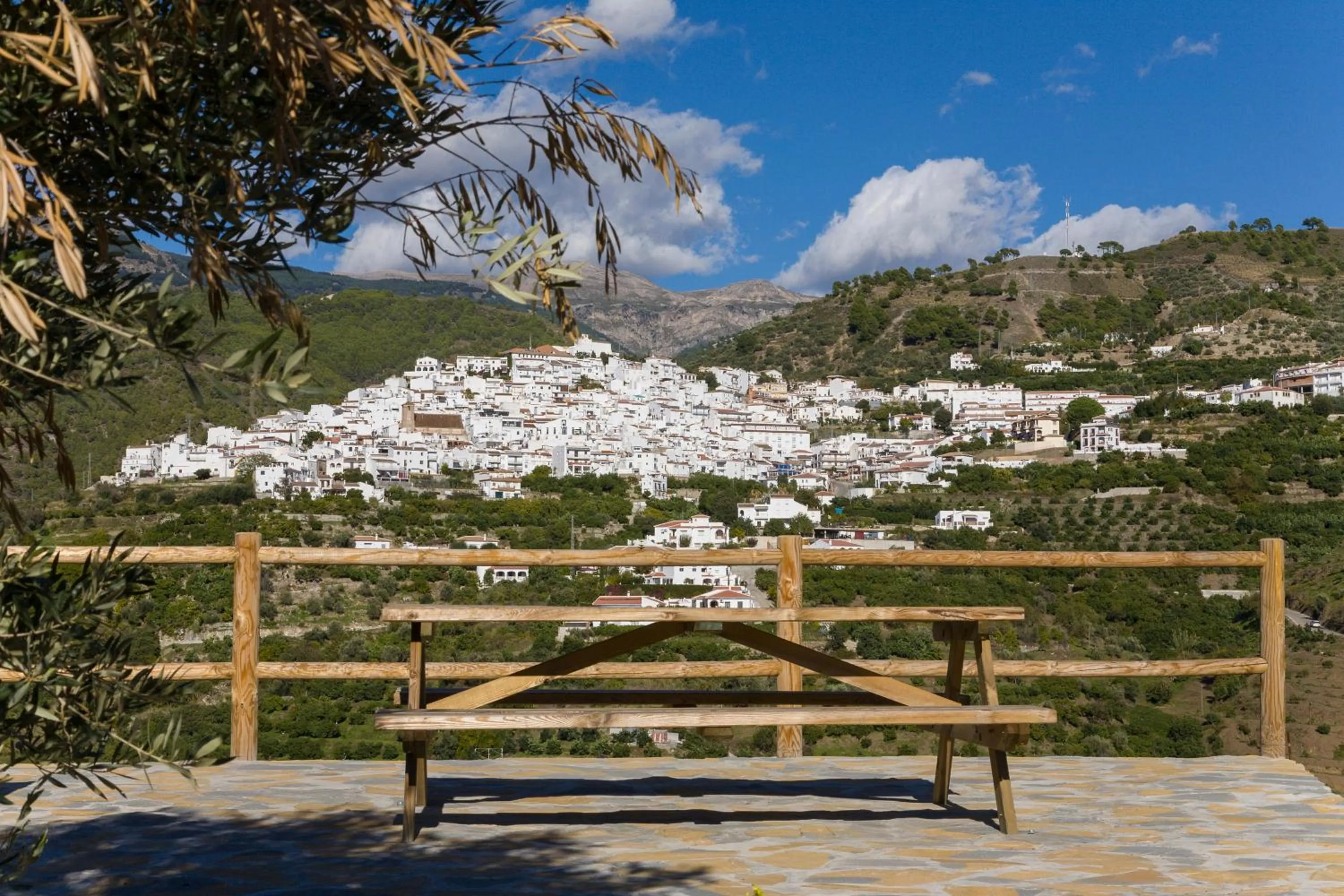 Natural landscape in Bed&Breakfast Al Campanario