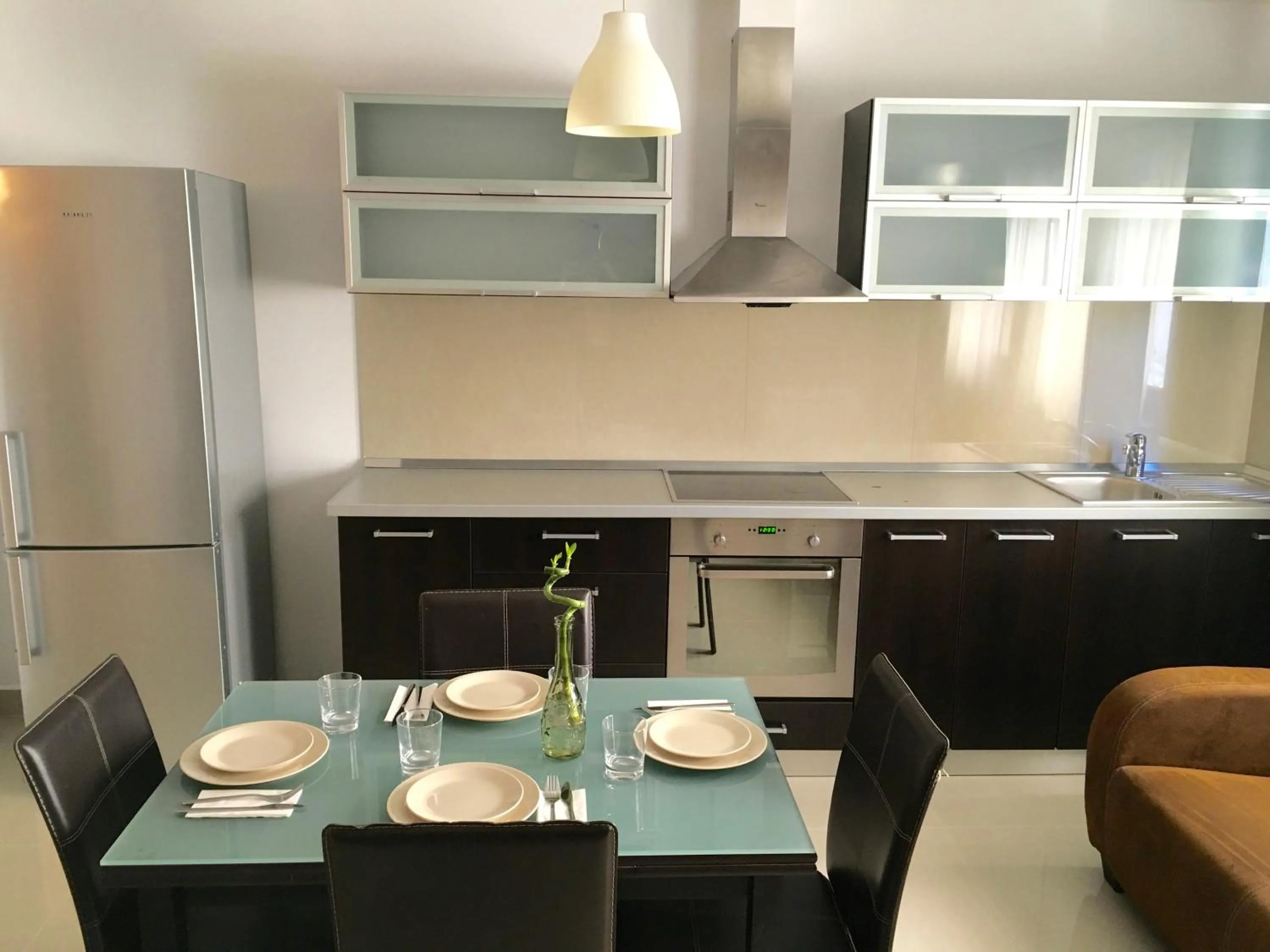 Kitchen or kitchenette in Elysium