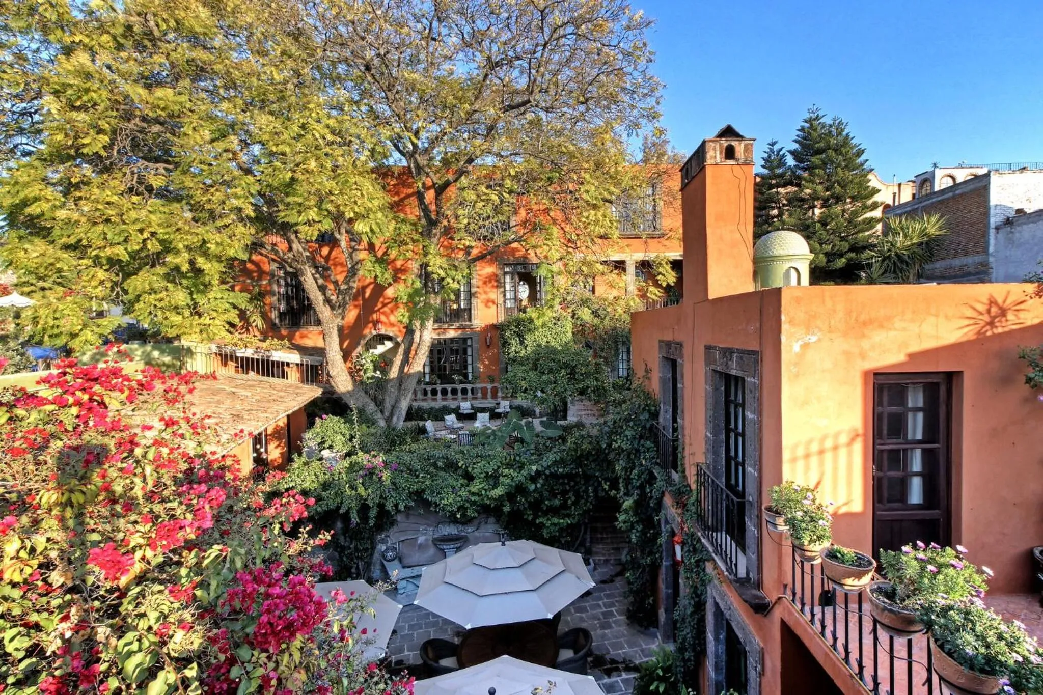 Property building in Casa Schuck Boutique Hotel