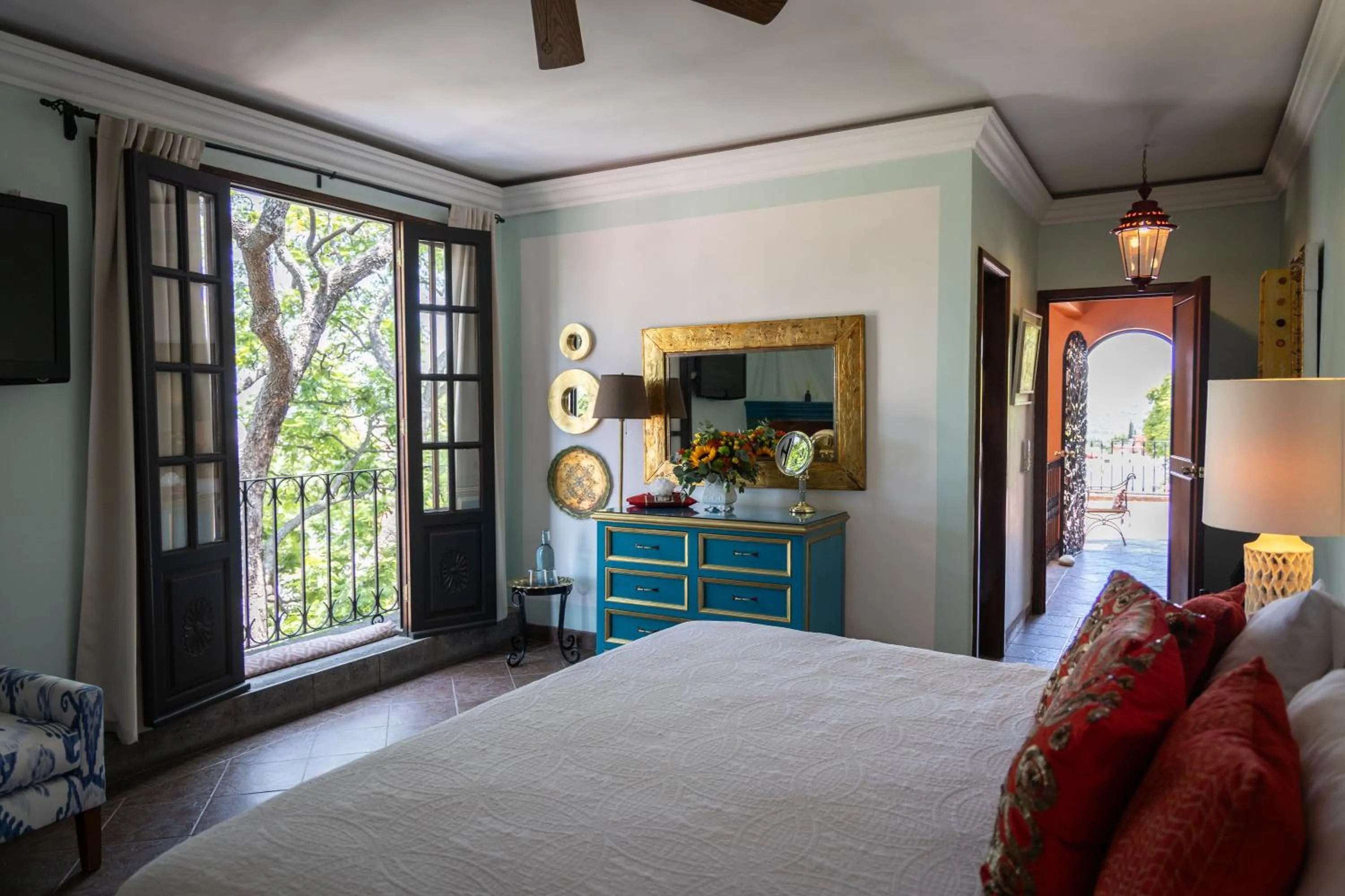 Photo of the whole room, Bed in Casa Schuck Boutique Hotel