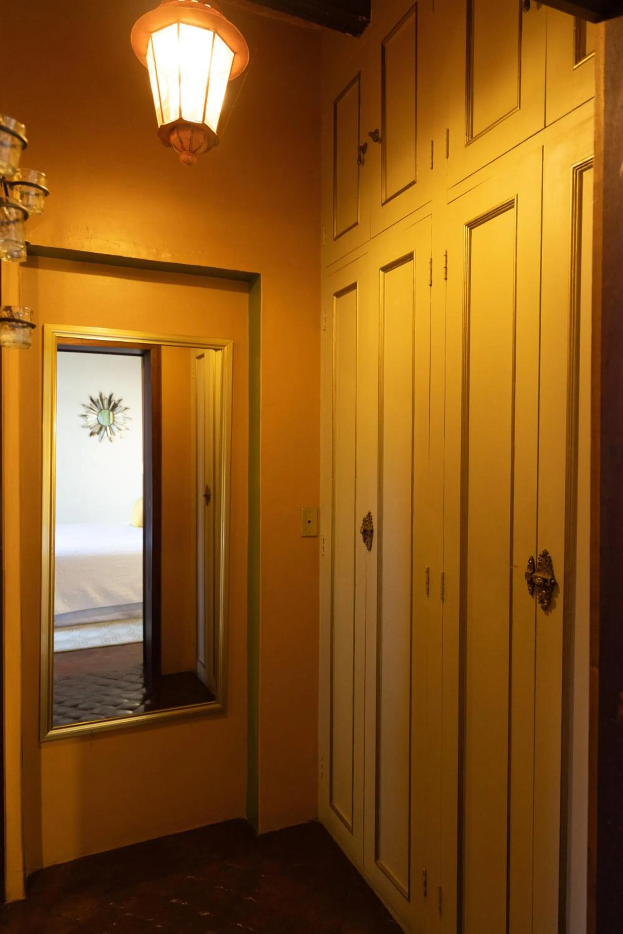 wardrobe in Casa Schuck Boutique Hotel