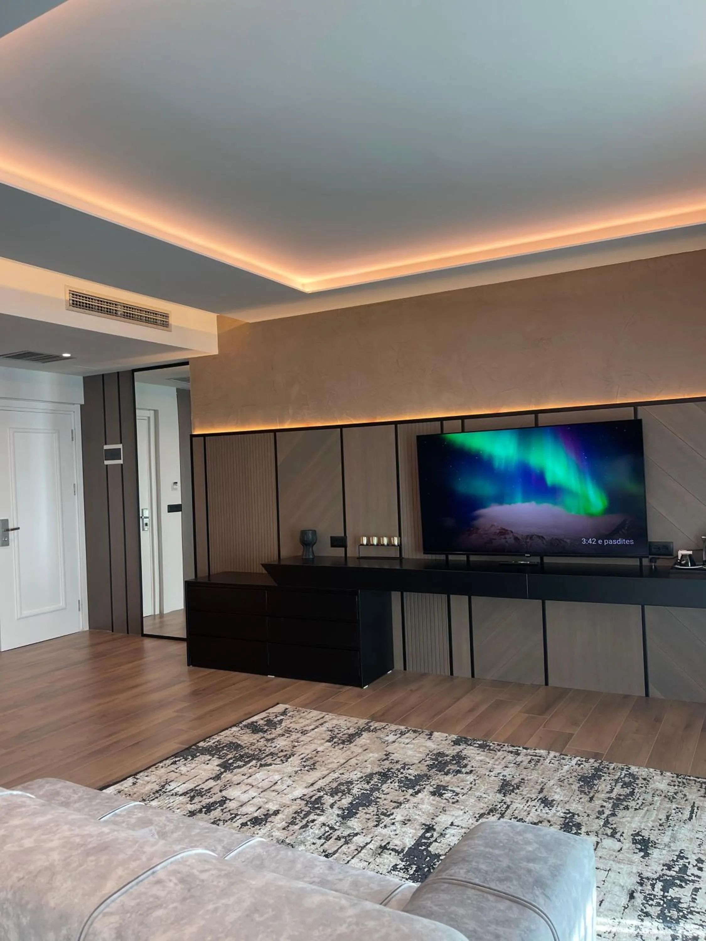 TV and multimedia in Albanian Star Hotel