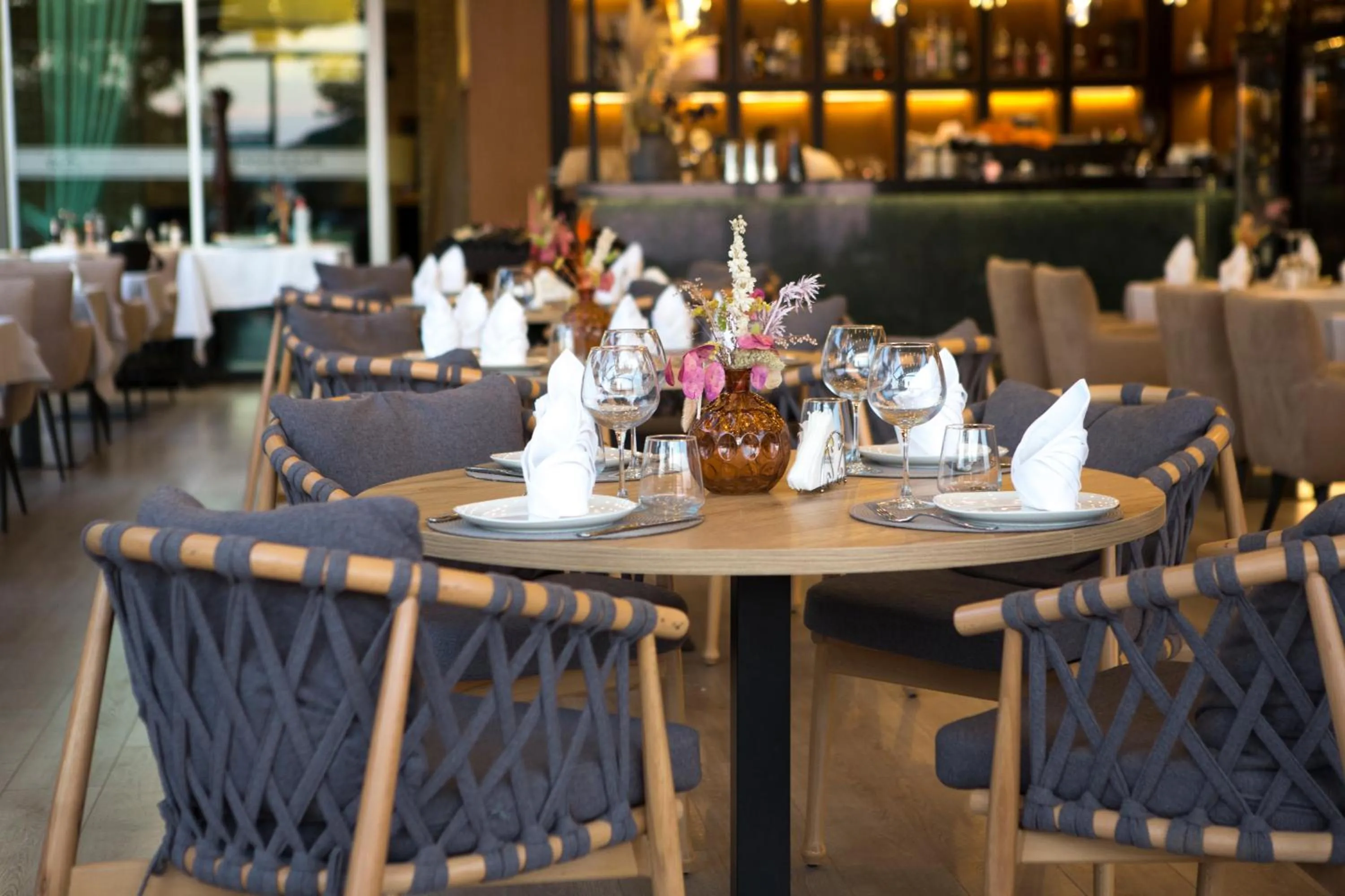 Restaurant/places to eat in Albanian Star Hotel