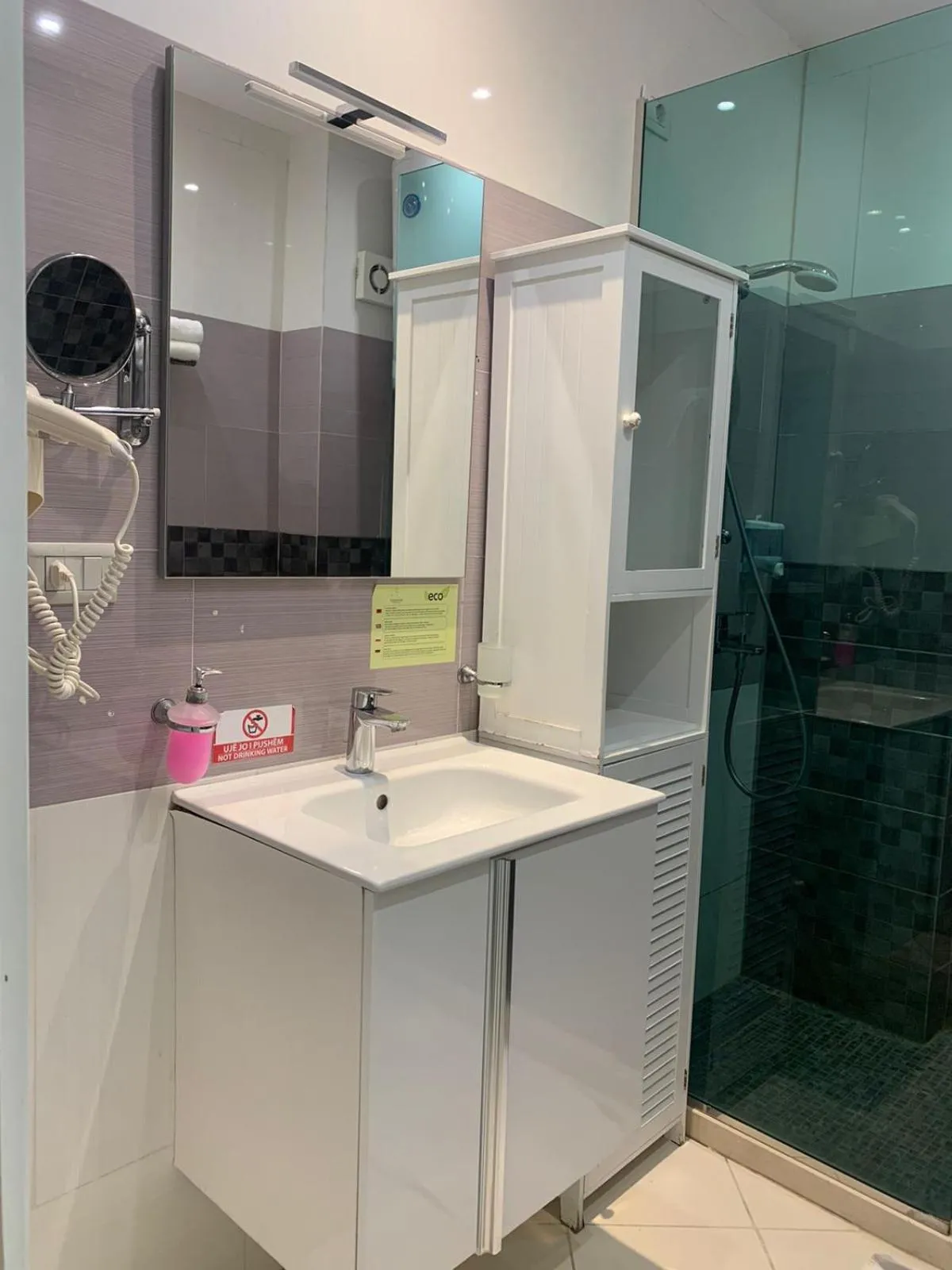 Bathroom in Albanian Star Hotel