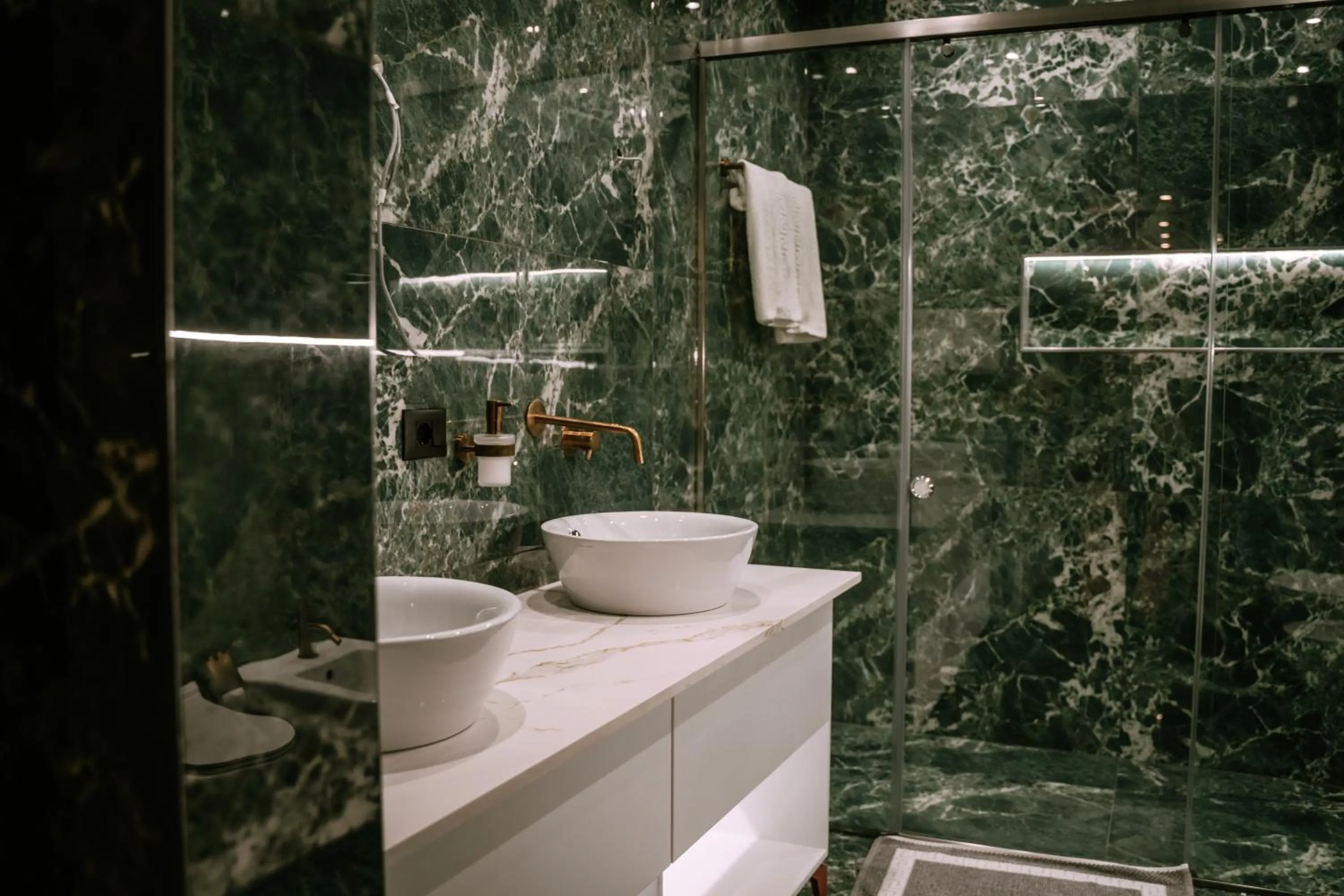 Shower in Albanian Star Hotel