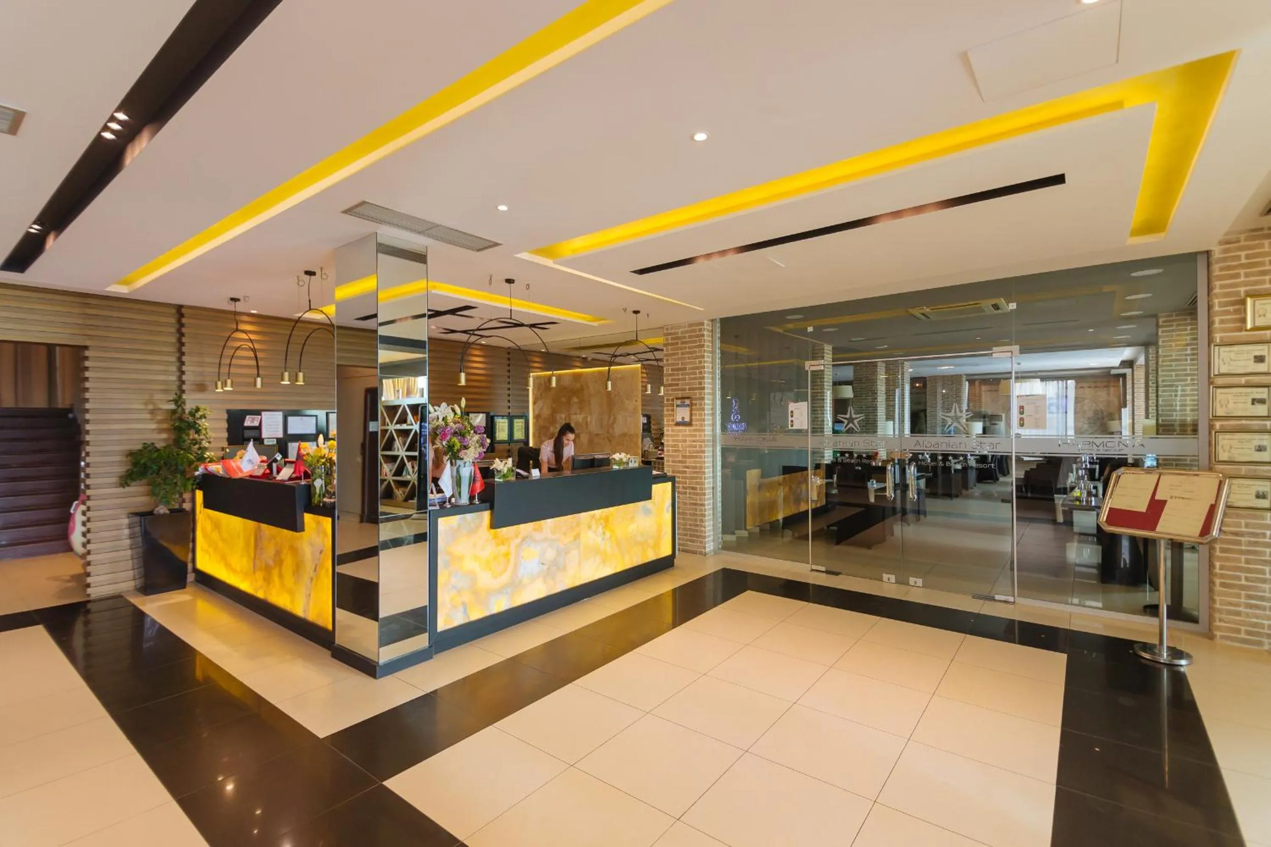 Lobby or reception in Albanian Star Hotel