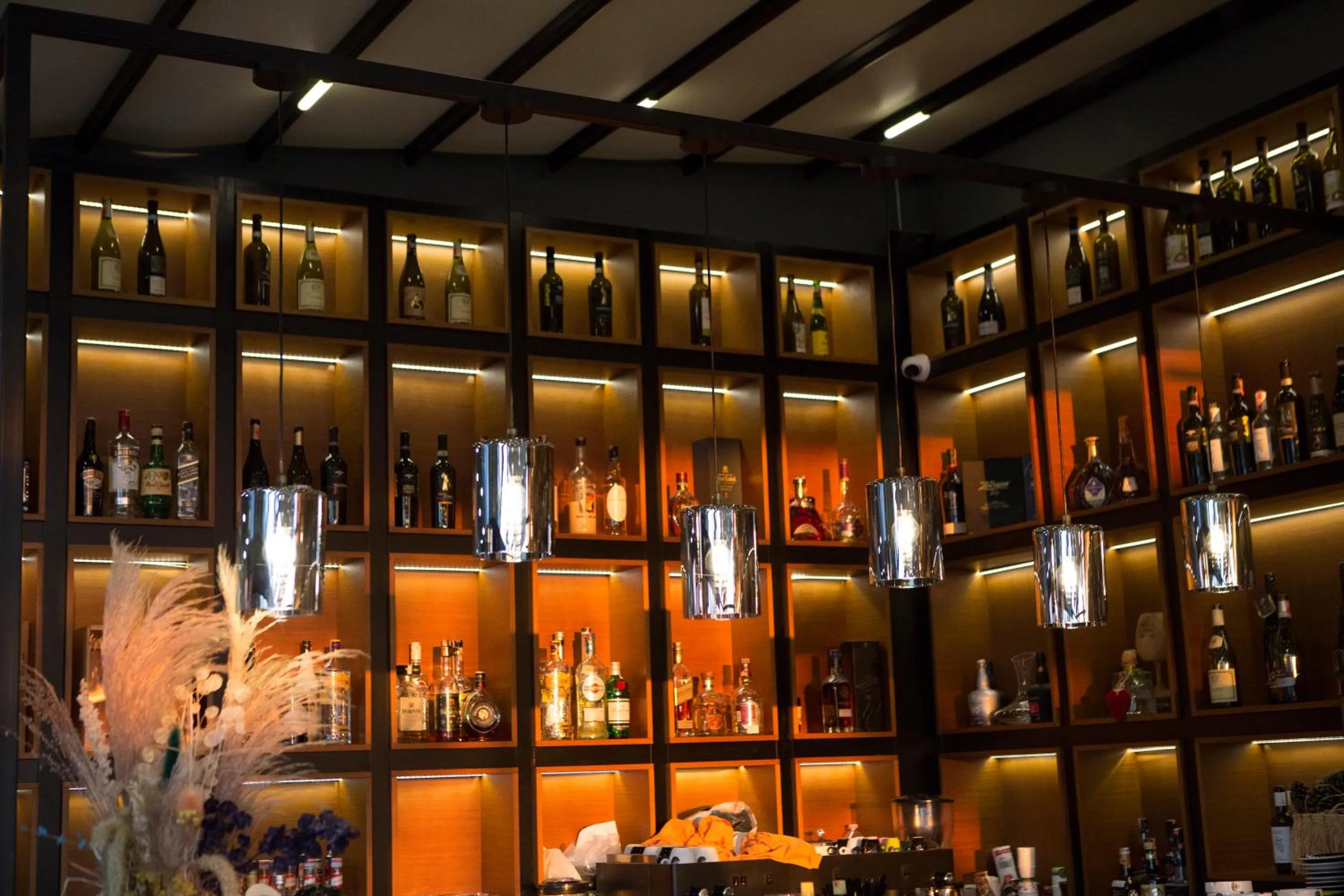 Restaurant/places to eat in Albanian Star Hotel