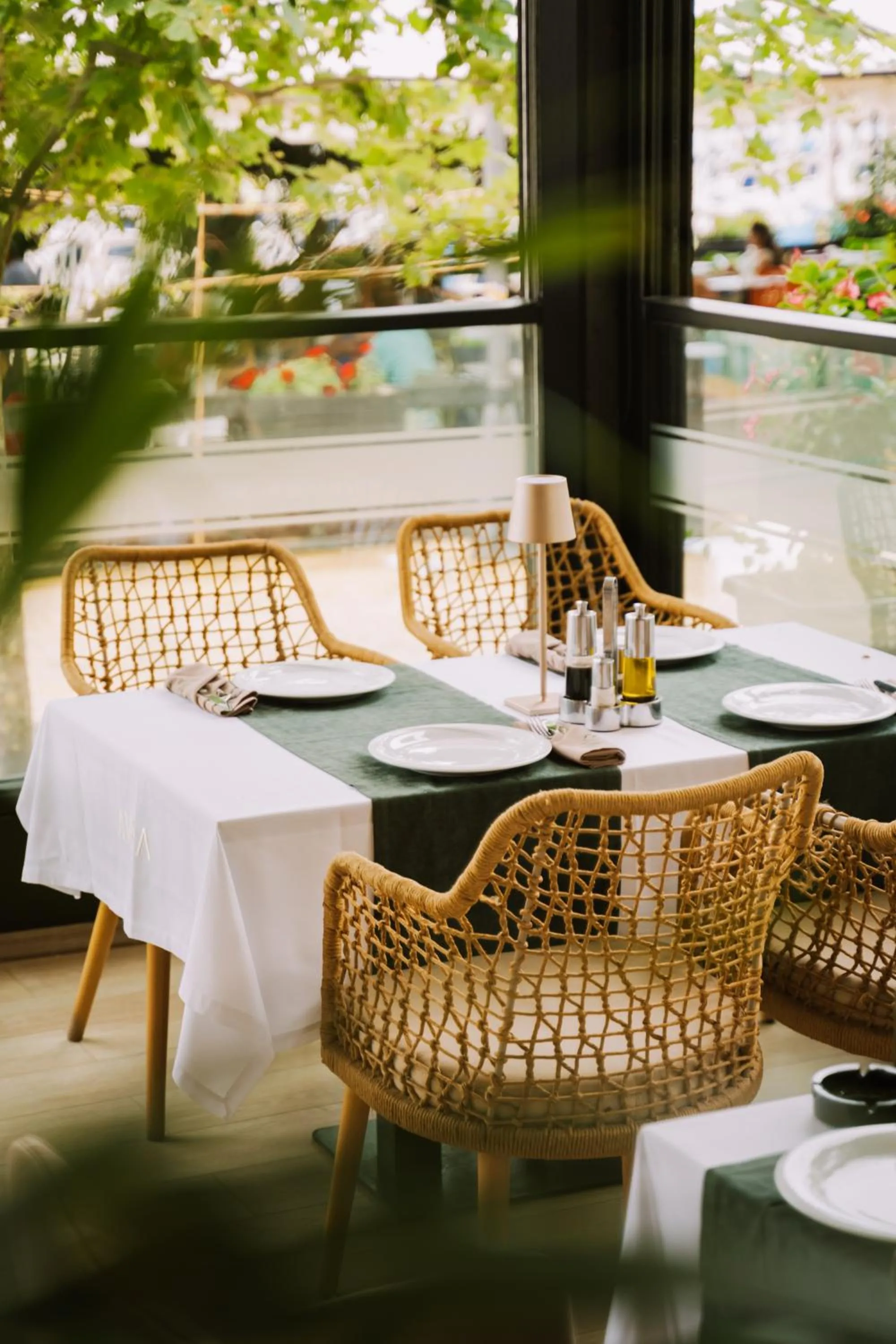 Restaurant/places to eat in Albanian Star Hotel