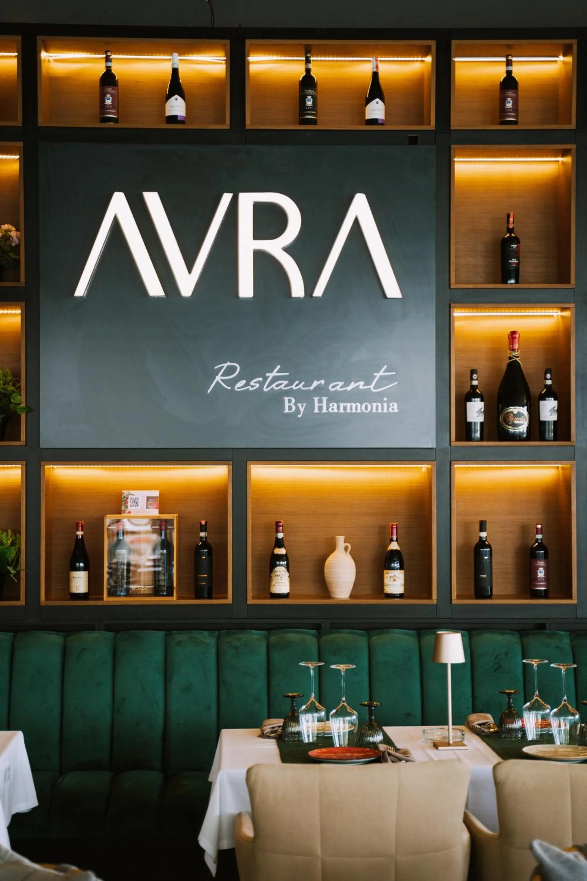 Restaurant/places to eat in Albanian Star Hotel