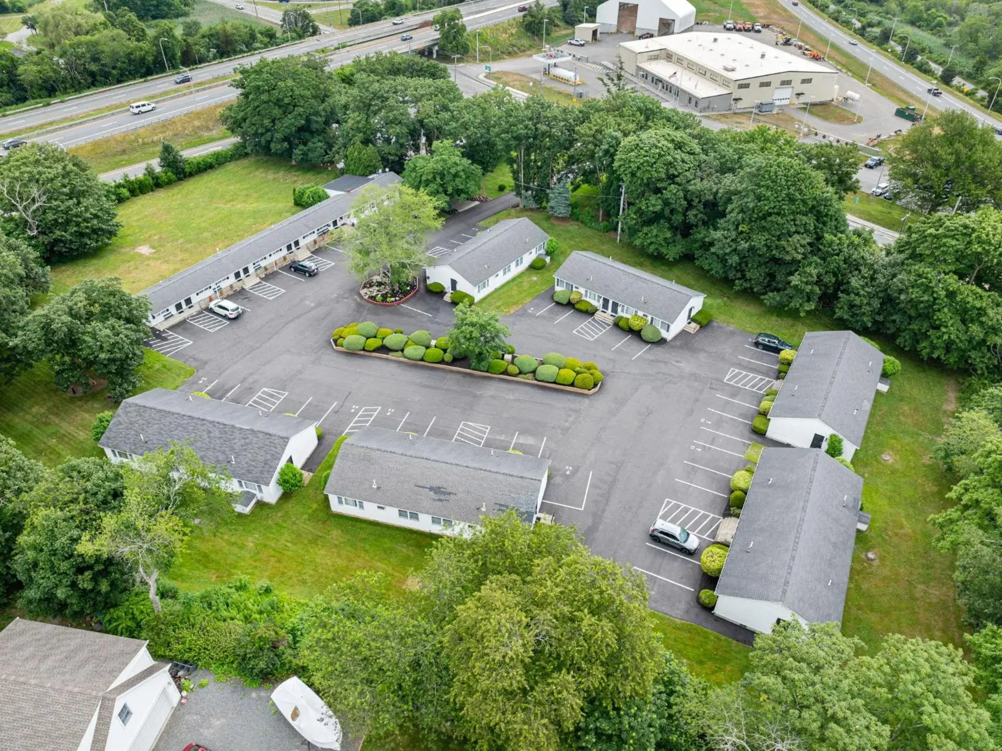Property building in Founder's Brook Motel and Suites Property building in Founder's Brook Motel and Suites