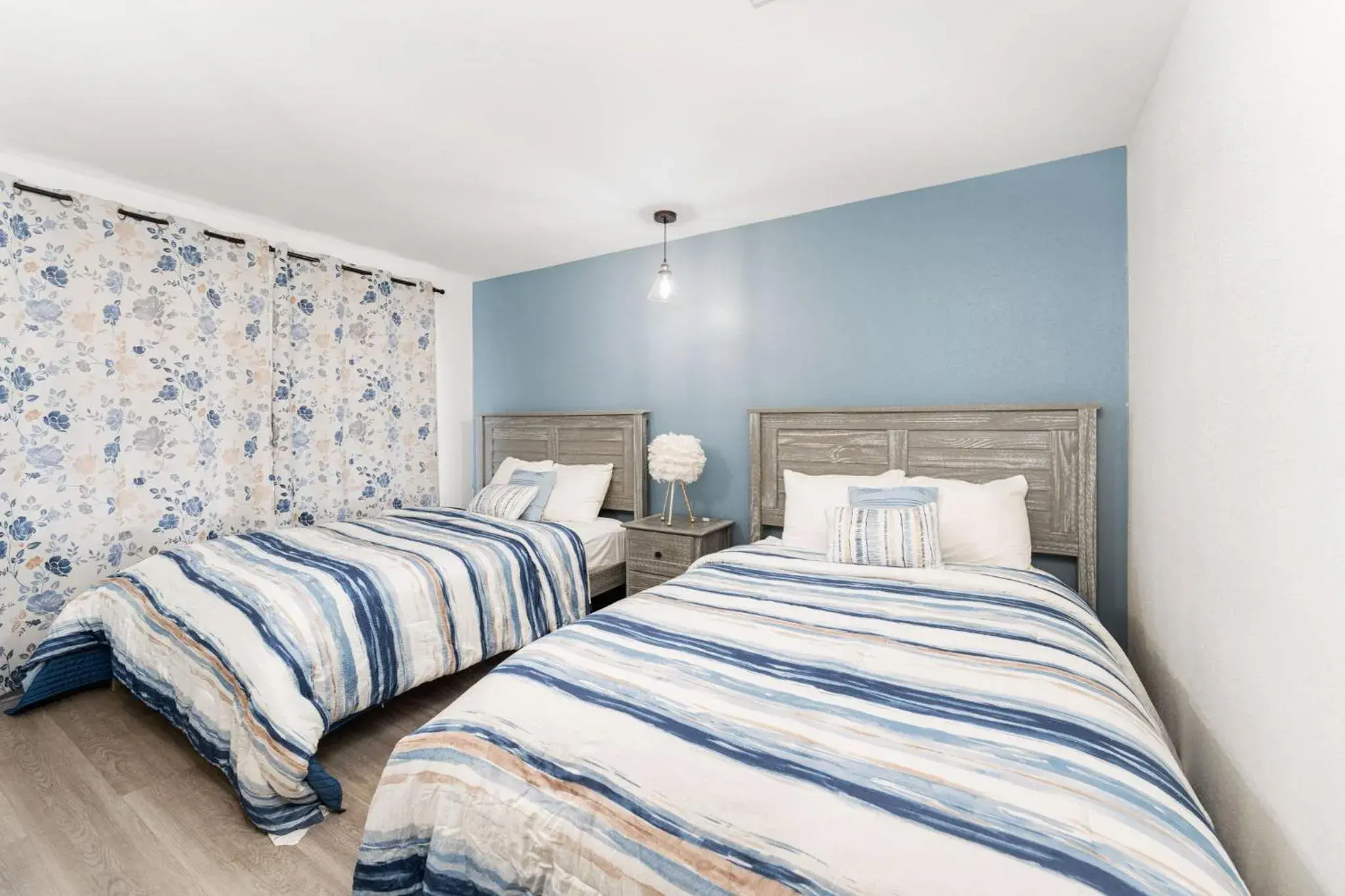 Bedroom, Bed in Founder's Brook Motel and Suites Bedroom, Bed in Founder's Brook Motel and Suites