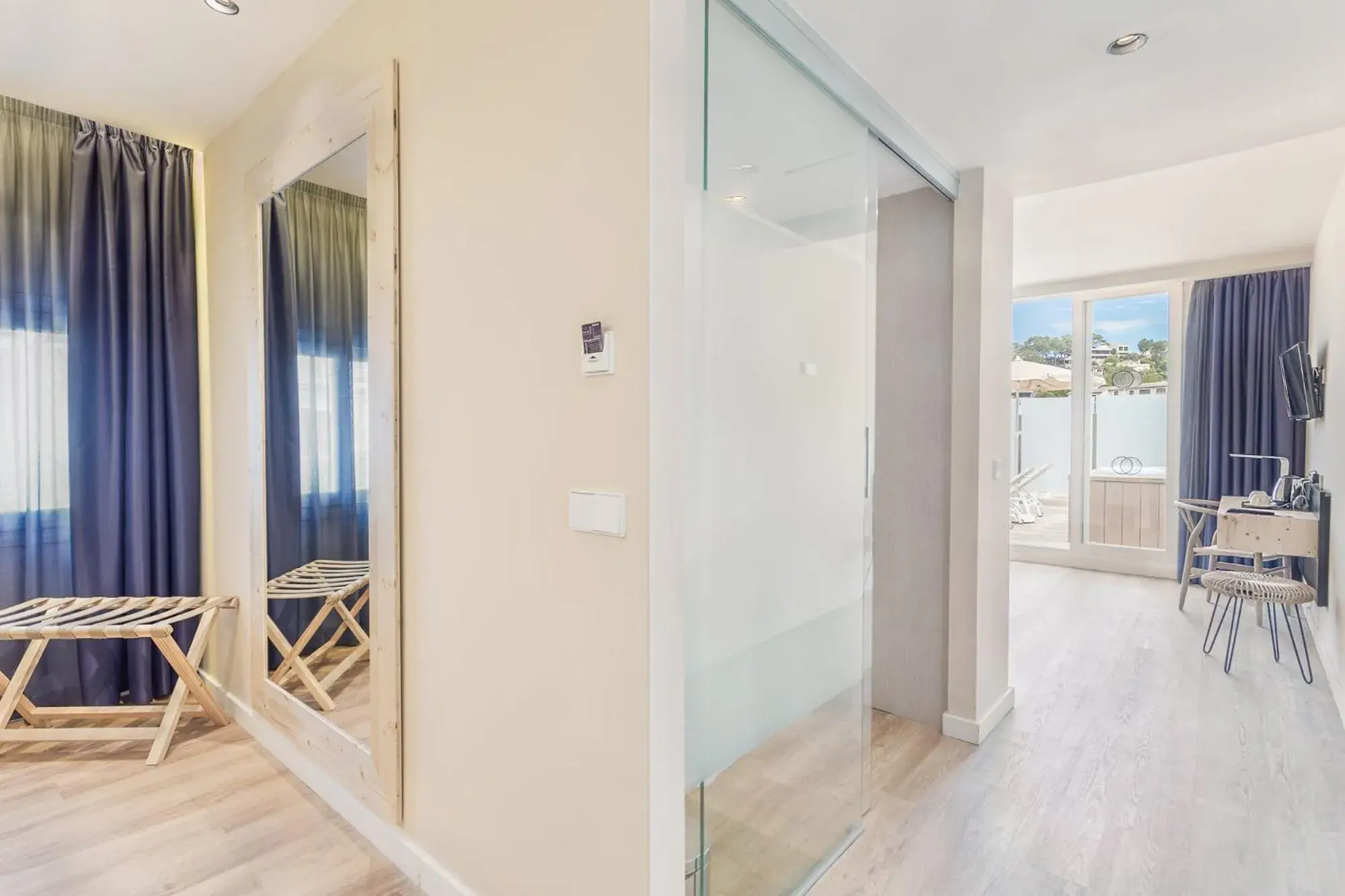 Bedroom in FERGUS Style Soller Beach Bedroom in FERGUS Style Soller Beach