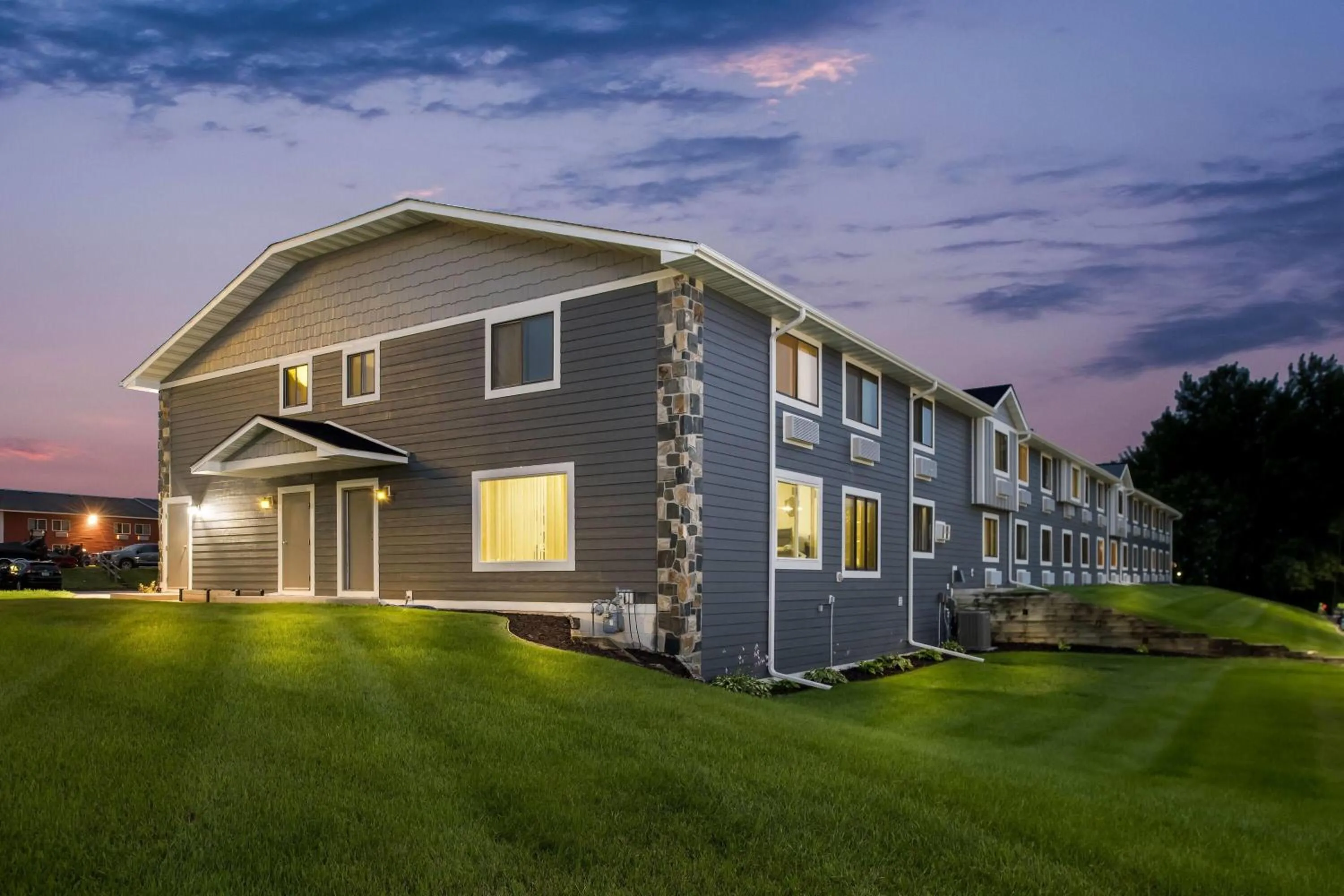 Property building in Super 8 by Wyndham Alexandria MN