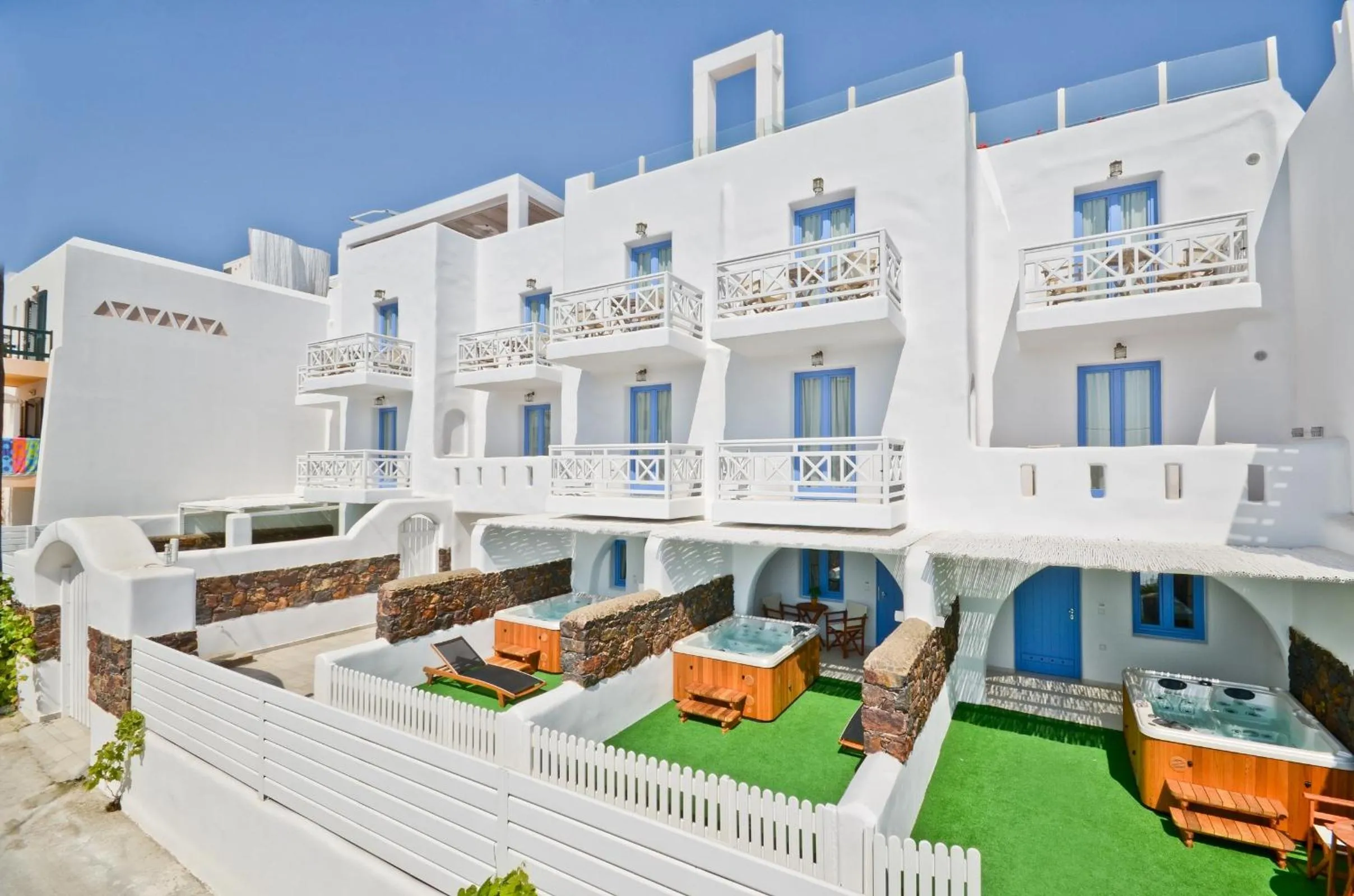 Facade/entrance in Naxos Island Hotel