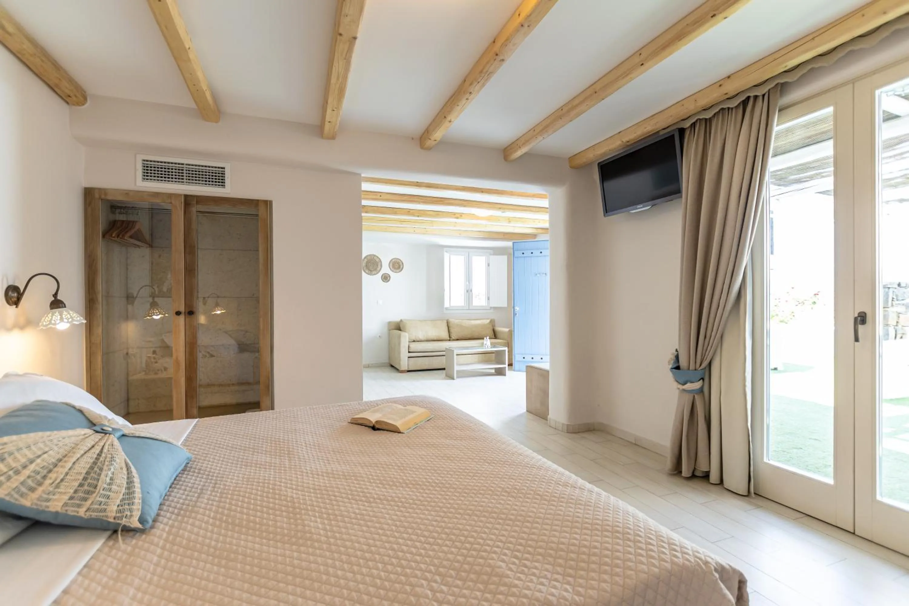 Bedroom, Bed in Naxos Island Hotel
