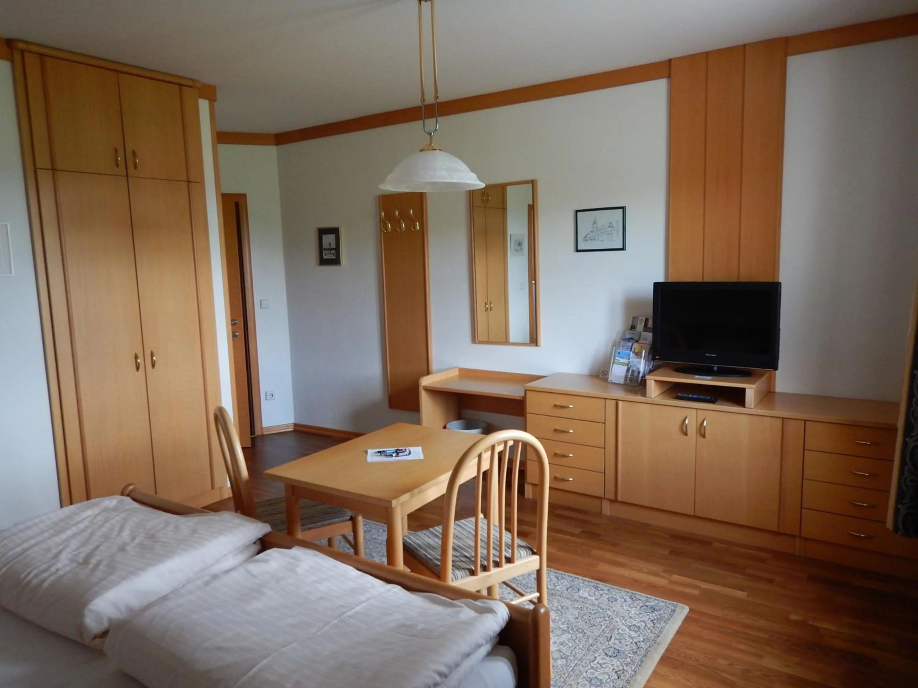 Photo of the whole room in Gästehaus Krappel