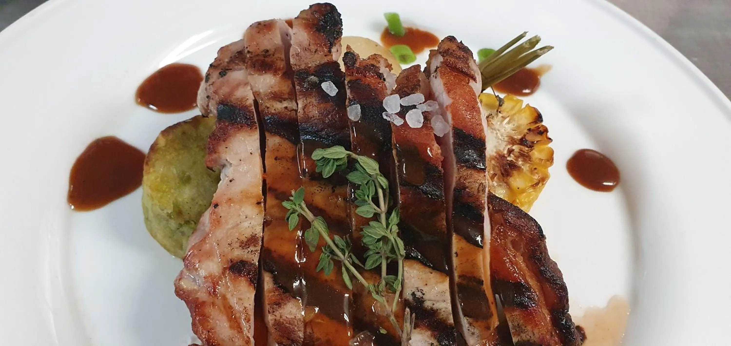 Food and drinks in Hotel Heere