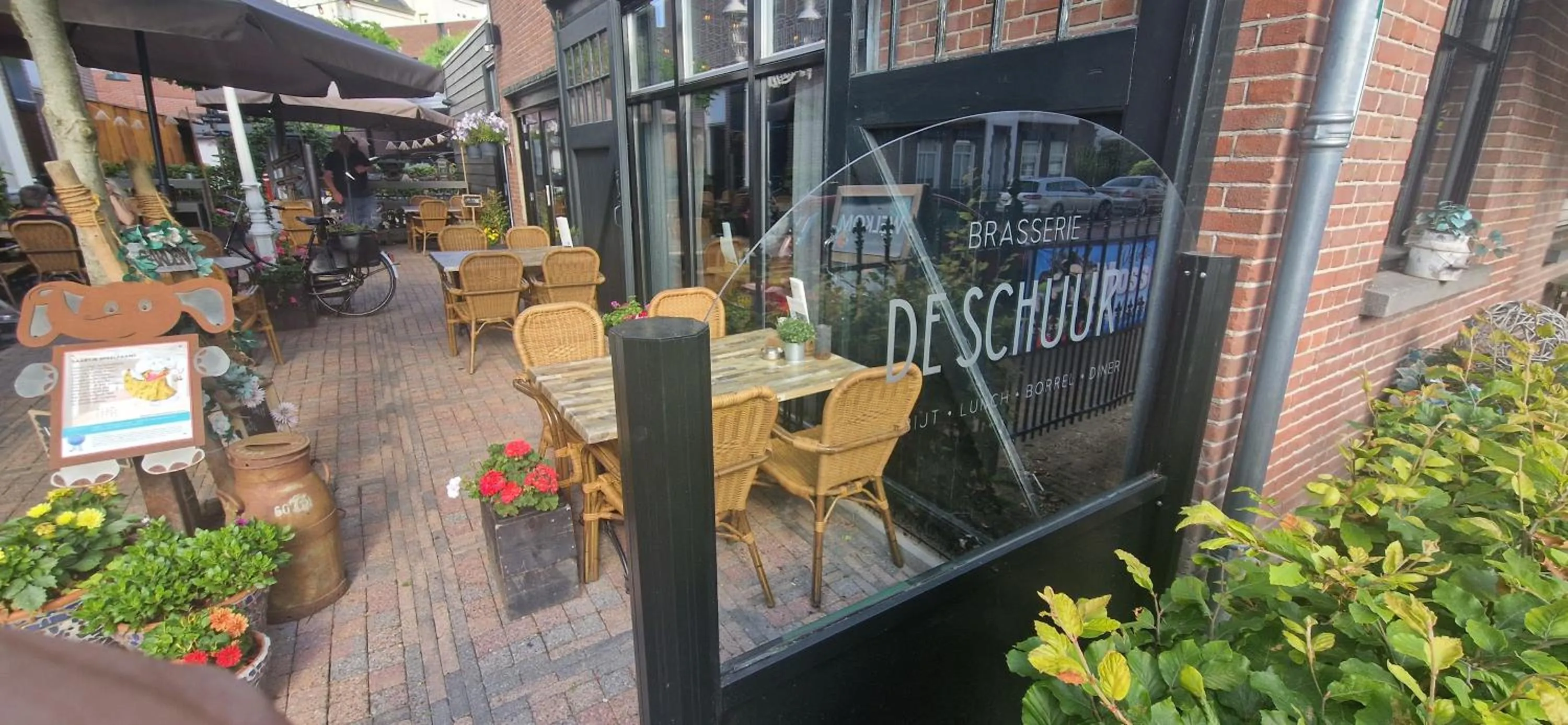 Restaurant/places to eat in Hotel Heere