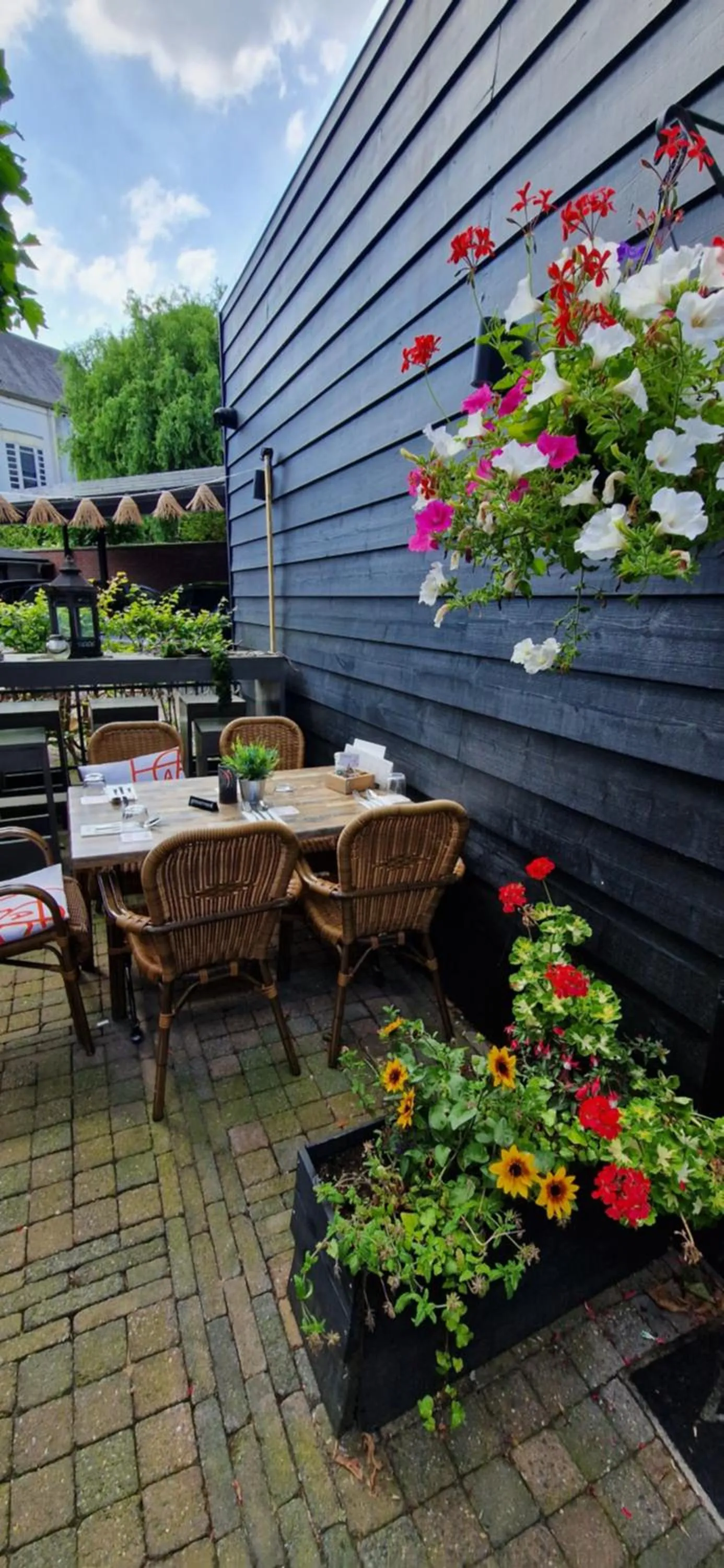 Spring in Hotel Heere