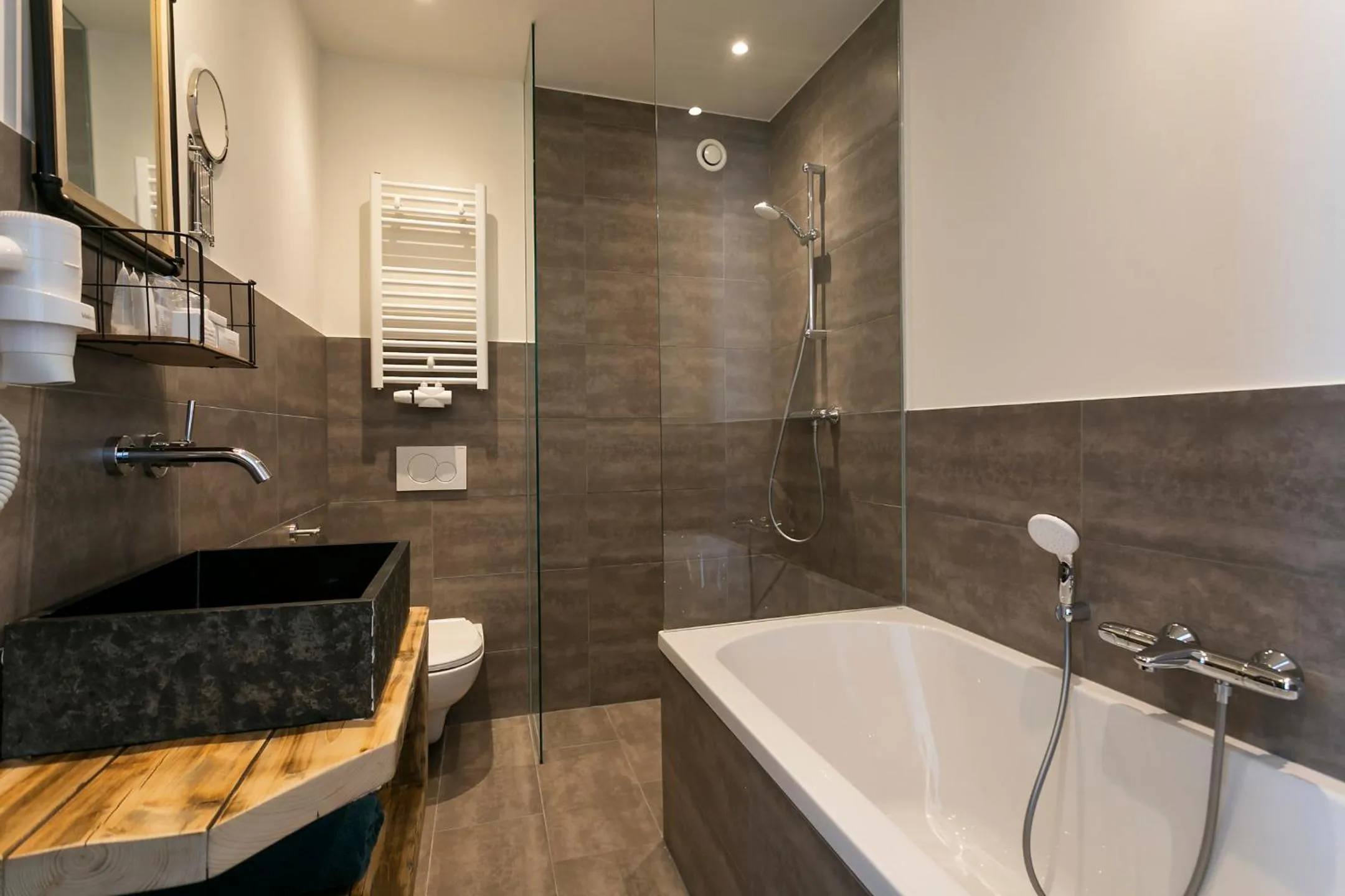 Bathroom in Hotel Heere